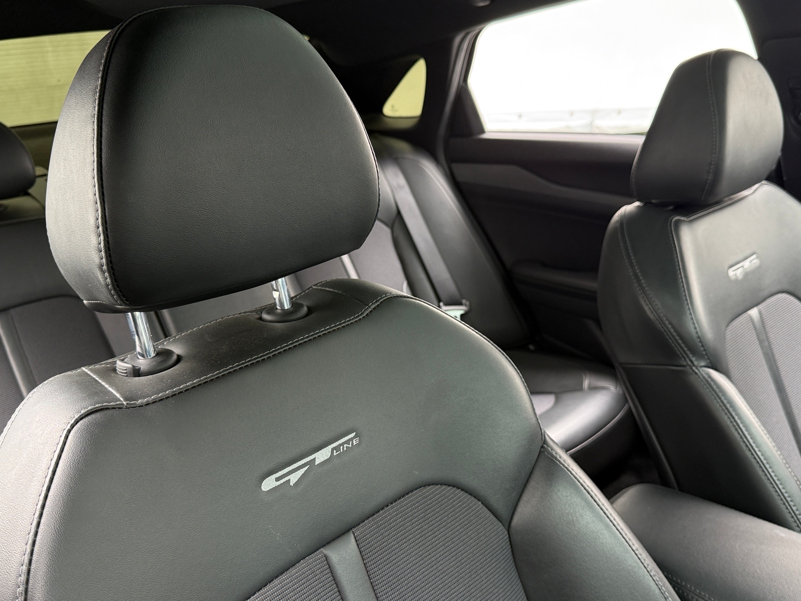 Thumbnail: 2021 Kia K5 - 2