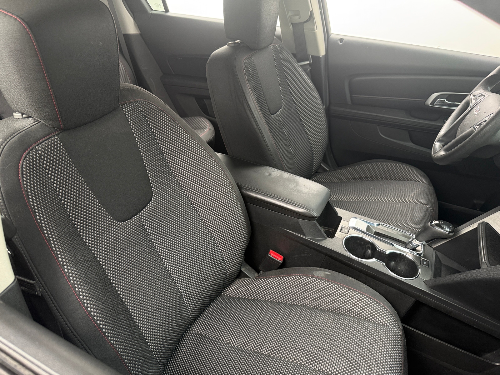 Thumbnail: 2017 GMC Terrain - 2