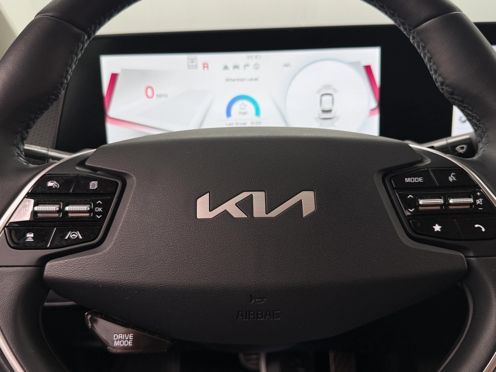 Thumbnail: 2023 Kia EV6 - 4