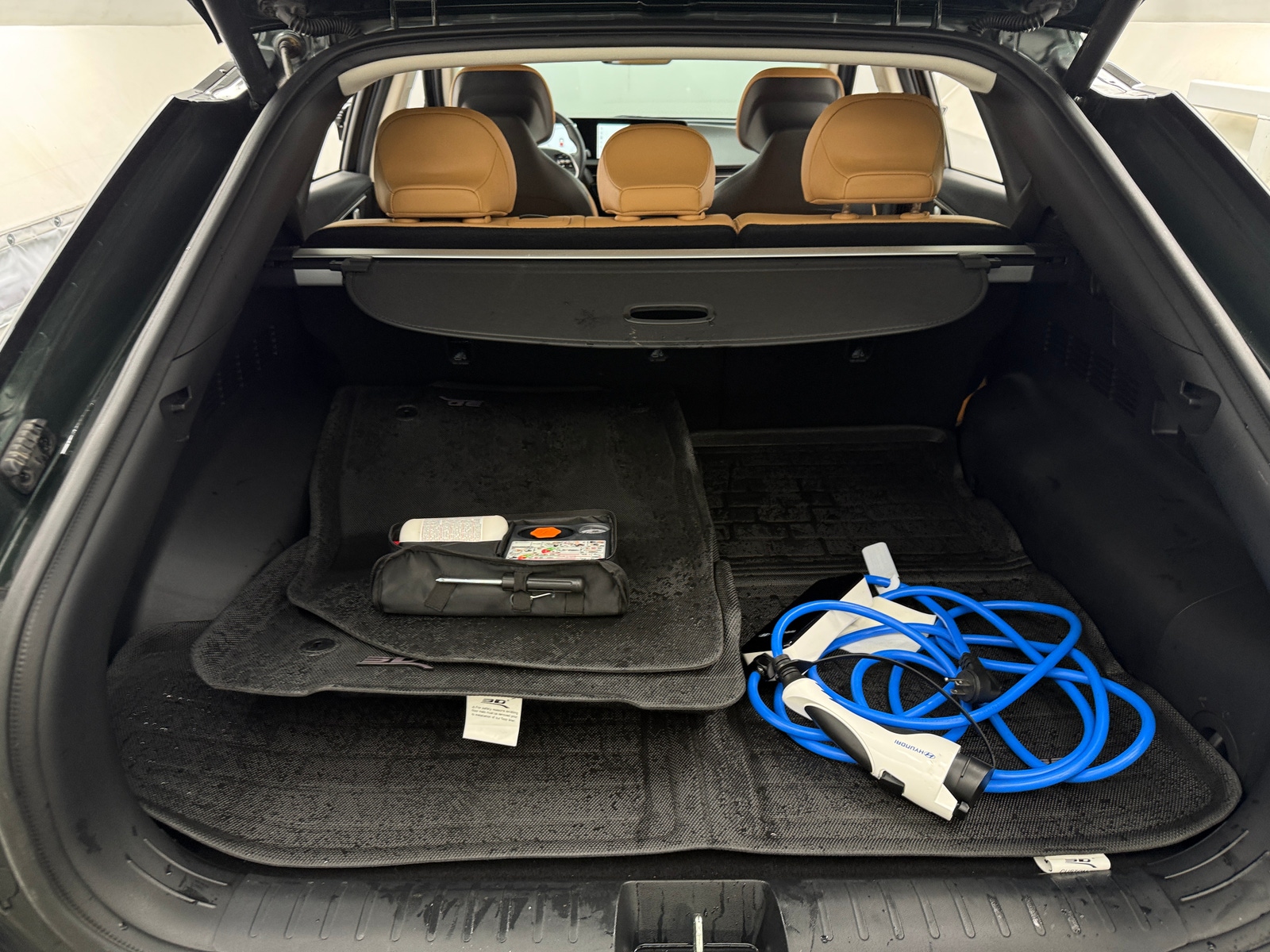 Thumbnail: 2023 Kia EV6 - 6