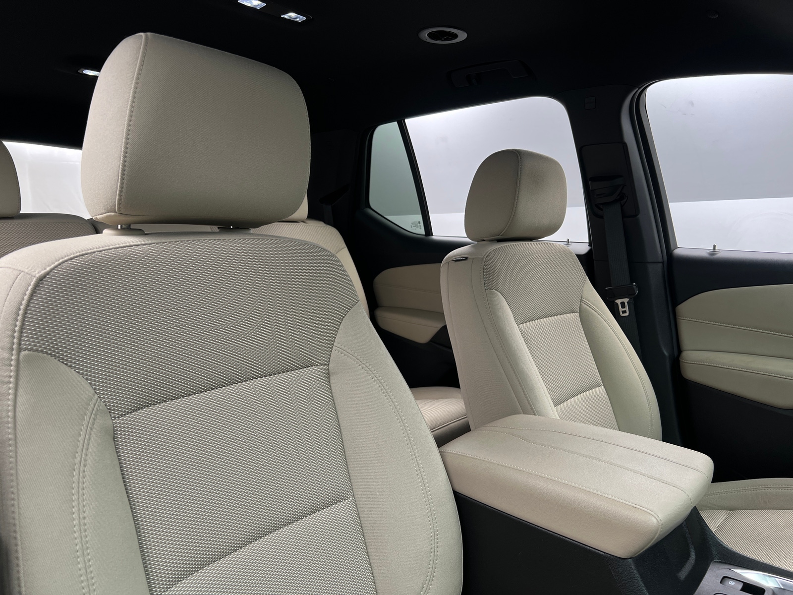 Thumbnail: 2023 Chevrolet Traverse - 2