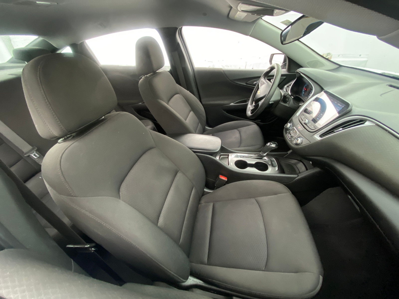 Thumbnail: 2019 Chevrolet Malibu - 2