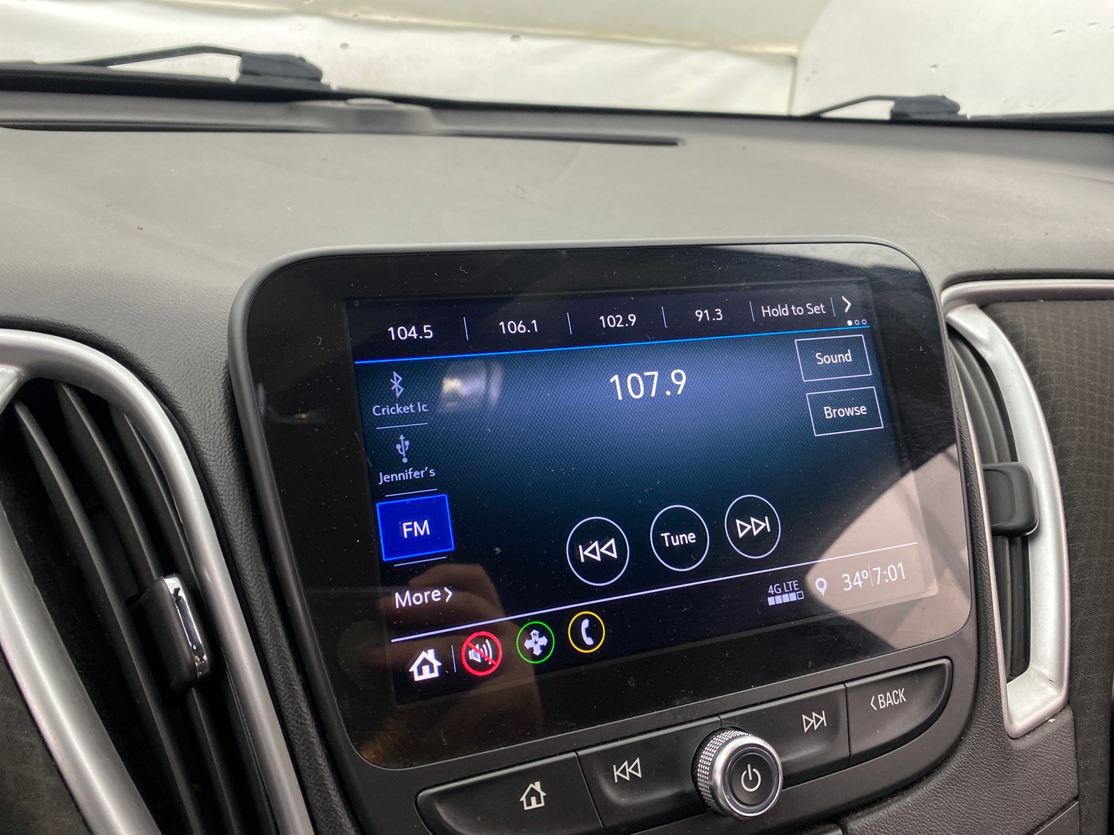 Thumbnail: 2019 Chevrolet Malibu - 4