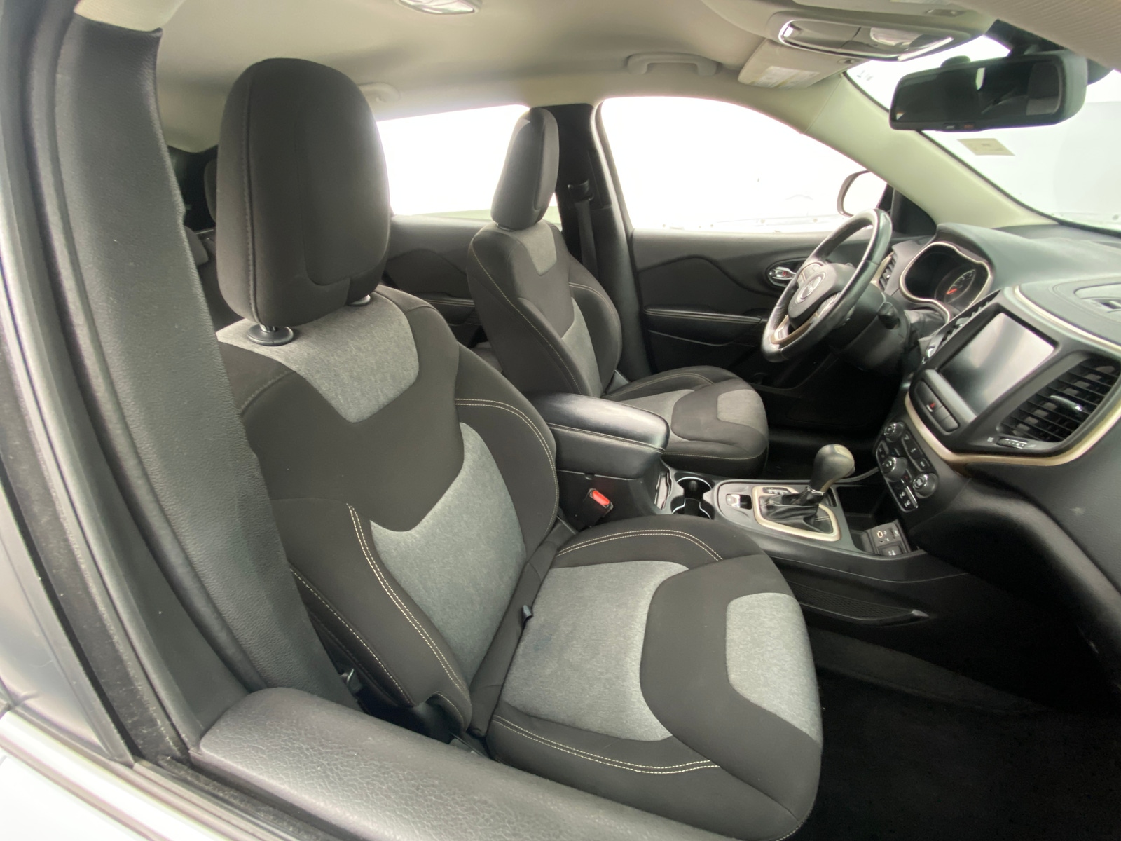 Thumbnail: 2014 Jeep Cherokee - 2