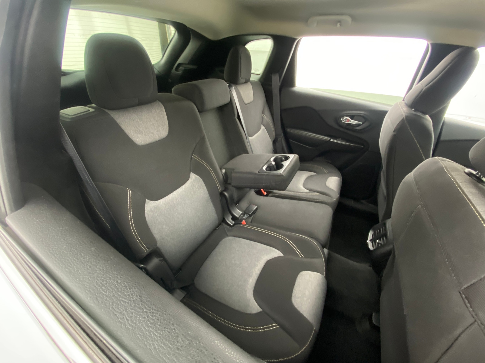 Thumbnail: 2014 Jeep Cherokee - 6