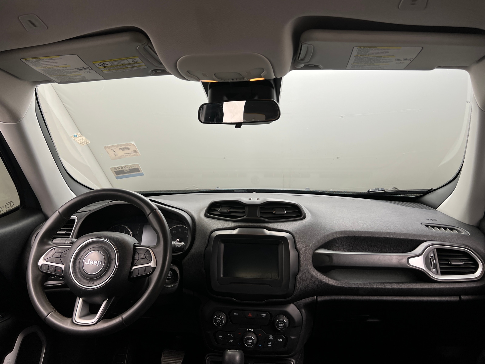 Thumbnail: 2018 Jeep Renegade - 3