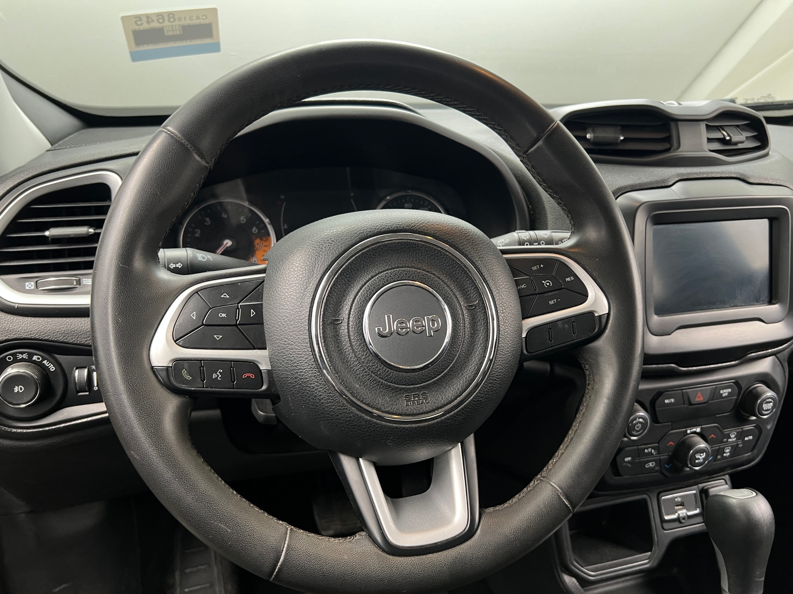 Thumbnail: 2018 Jeep Renegade - 5