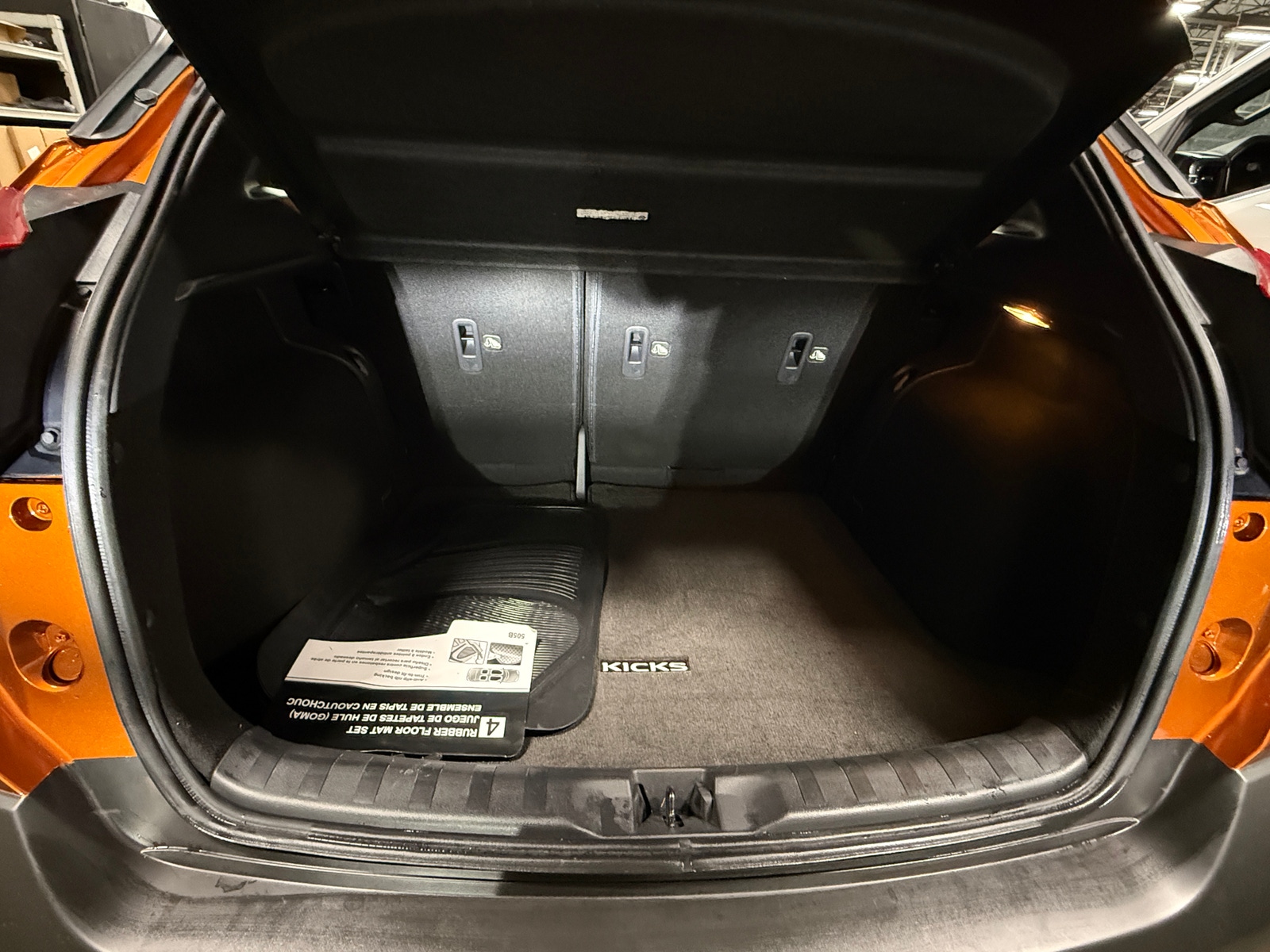 Thumbnail: 2019 Nissan Kicks - 6