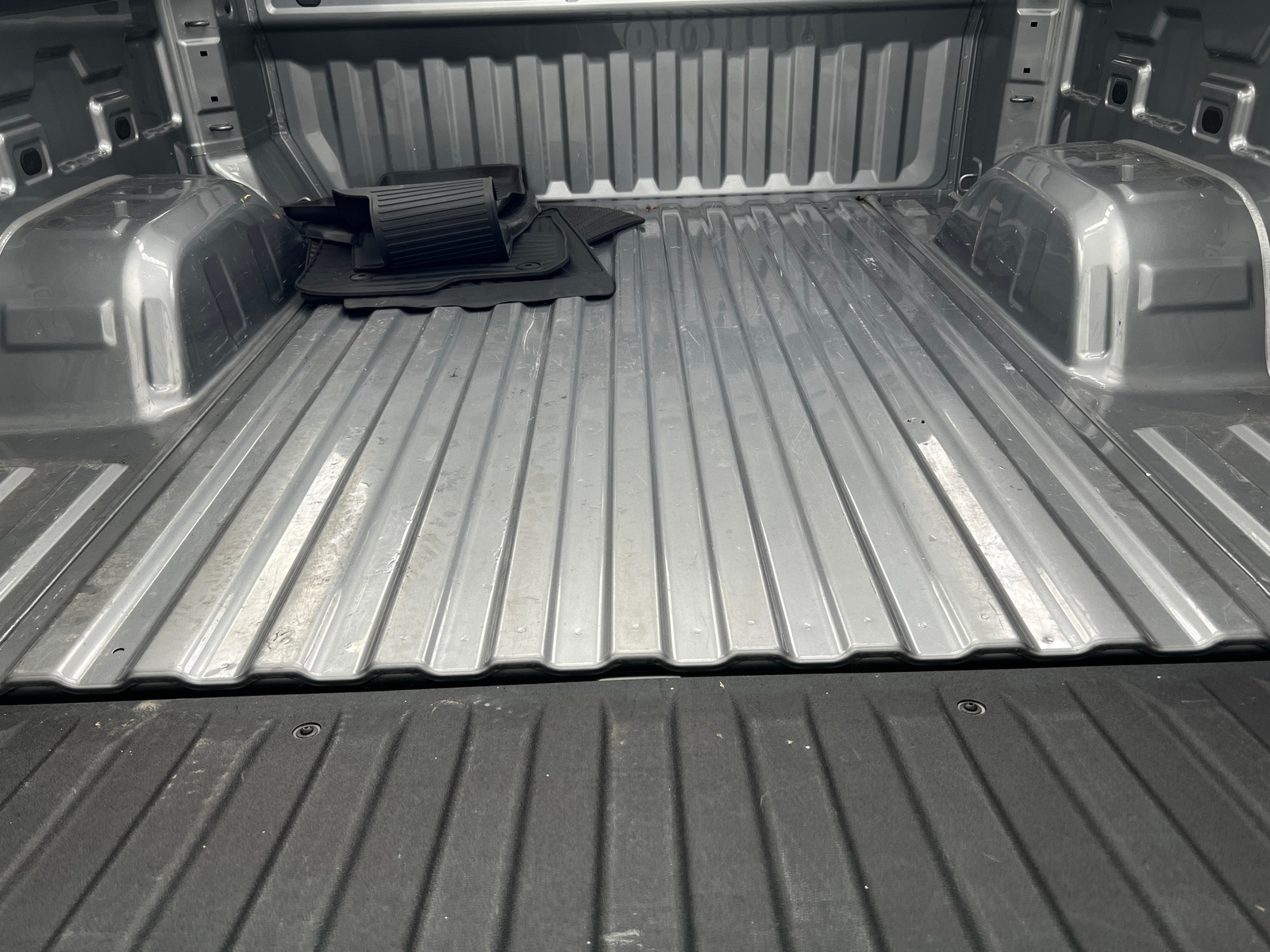 Thumbnail: 2024 Chevrolet Silverado 1500 - 7