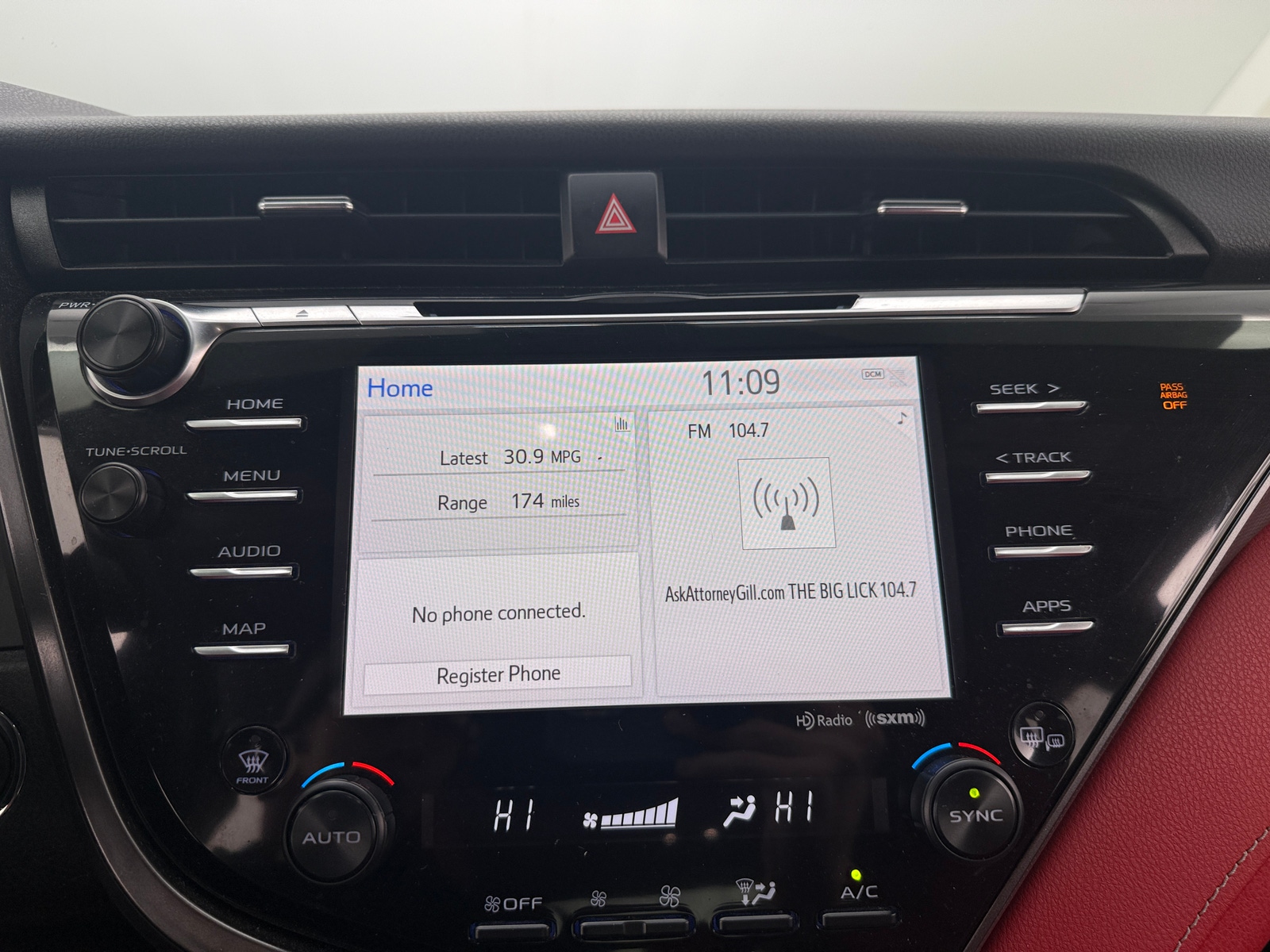 Thumbnail: 2019 Toyota Camry - 3