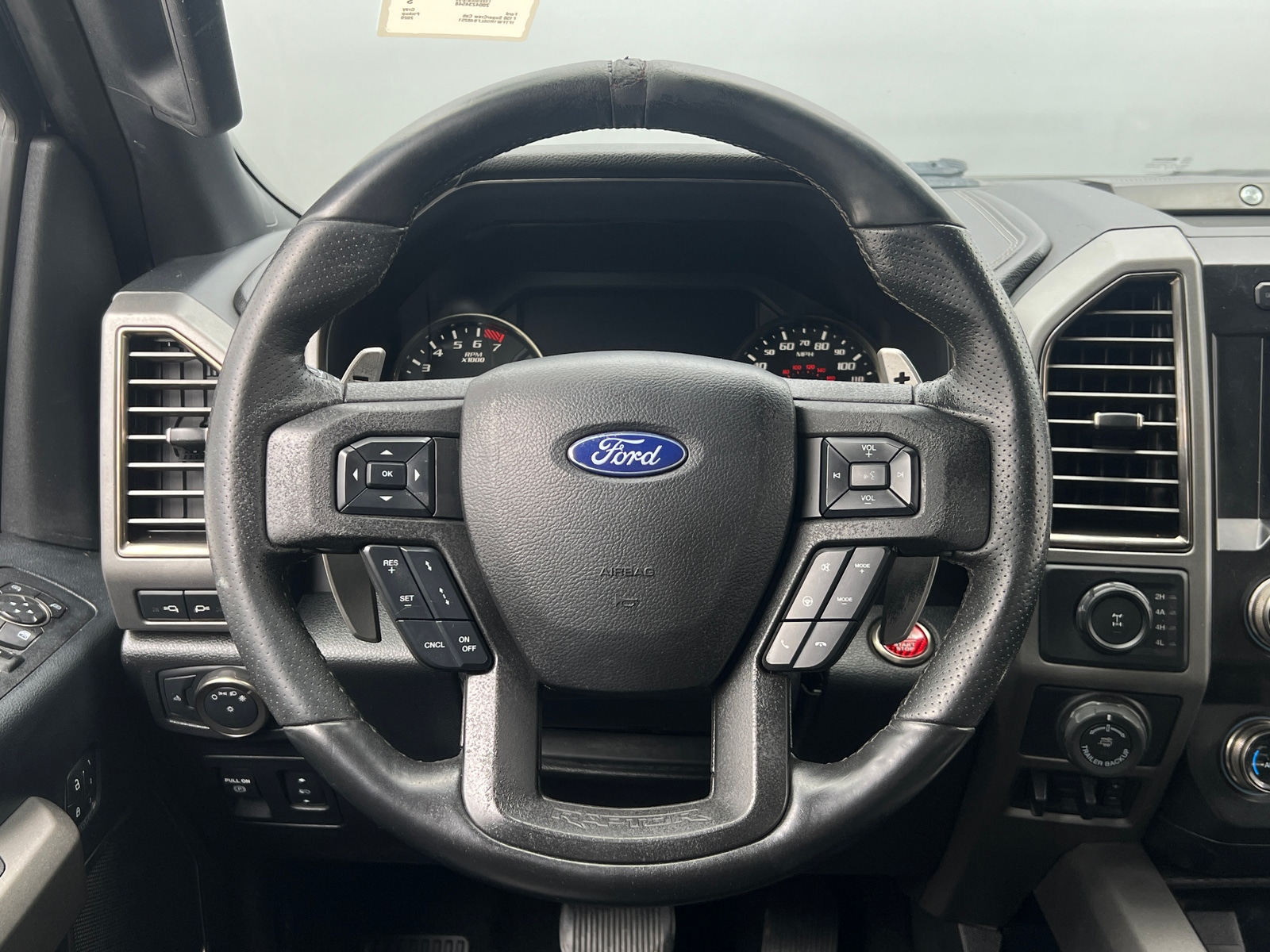 Thumbnail: 2020 Ford Econoline - 5