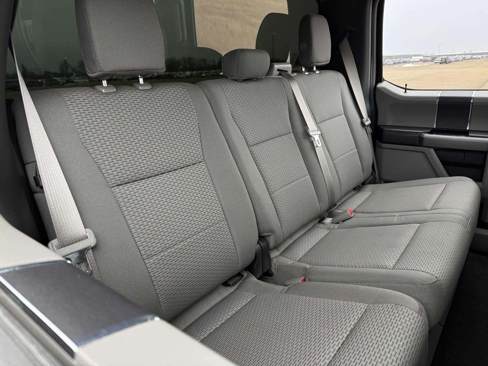 Thumbnail: 2017 Ford Econoline - 6