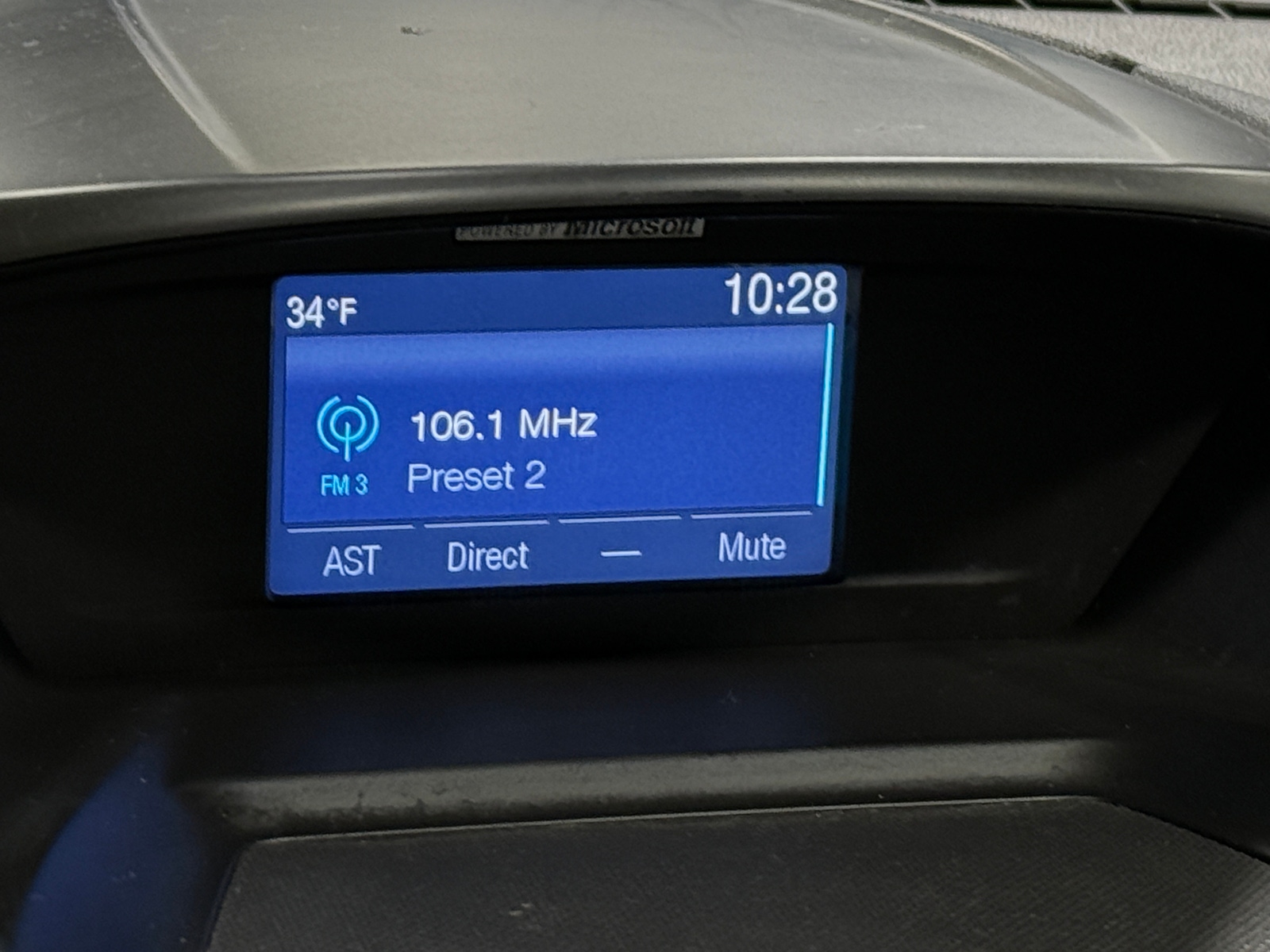 Thumbnail: 2015 Ford Escape - 4