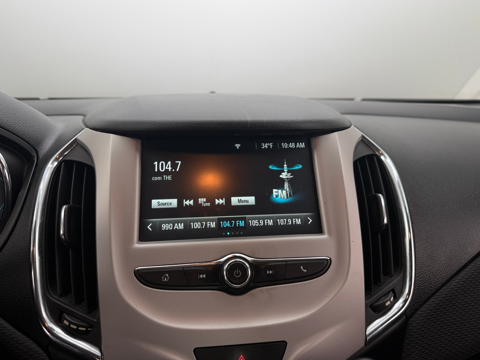 Thumbnail: 2018 Chevrolet Cruze - 4