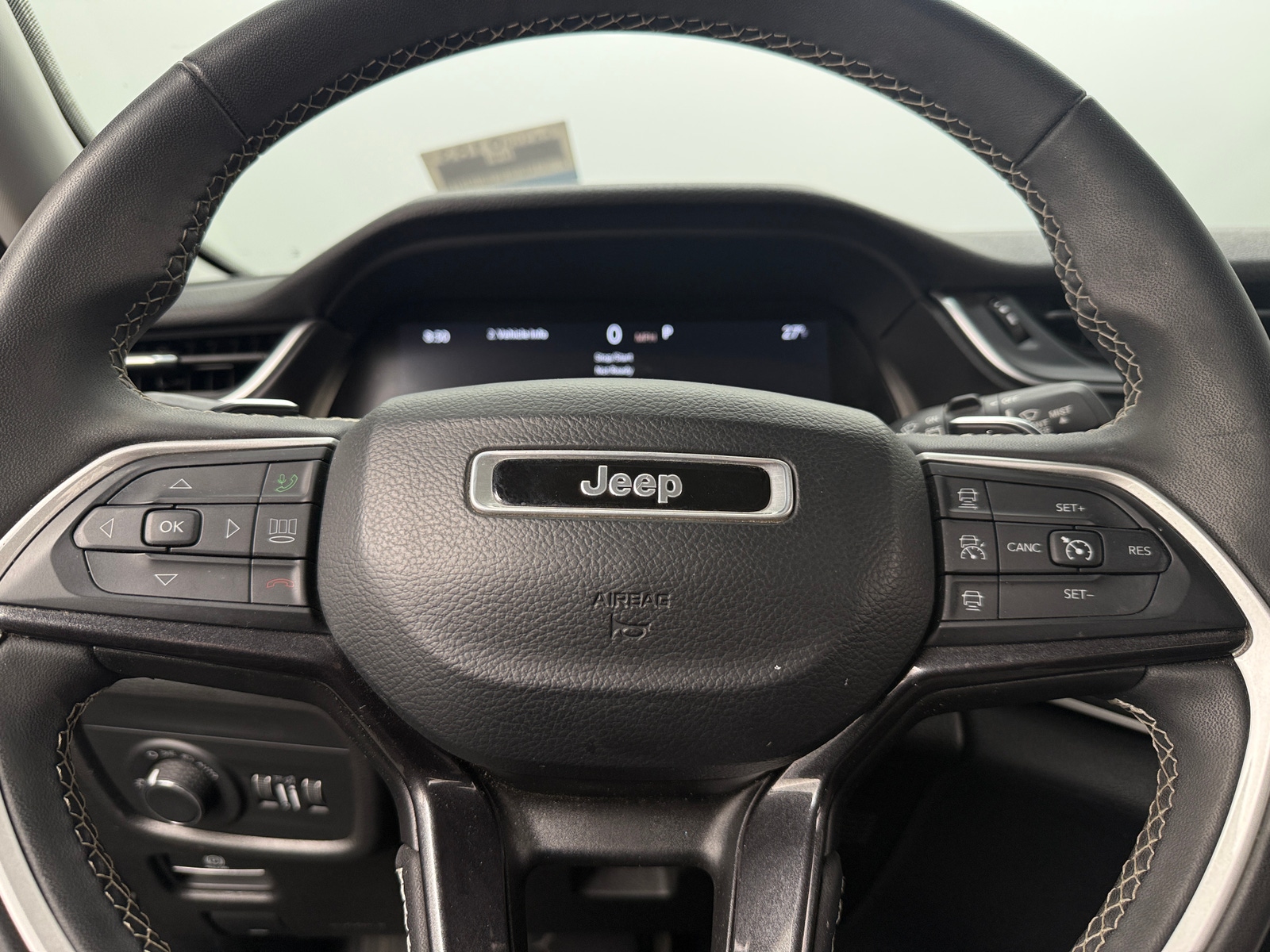 Thumbnail: 2023 Jeep Grand Cherokee - 5