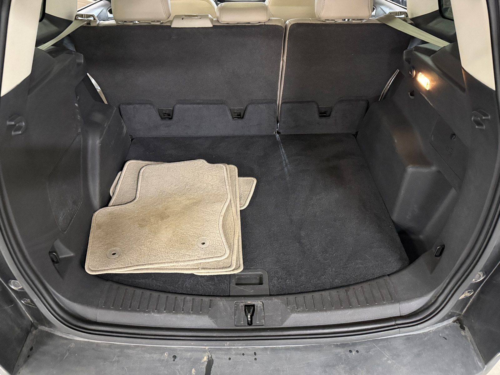 Thumbnail: 2016 Ford Escape - 6