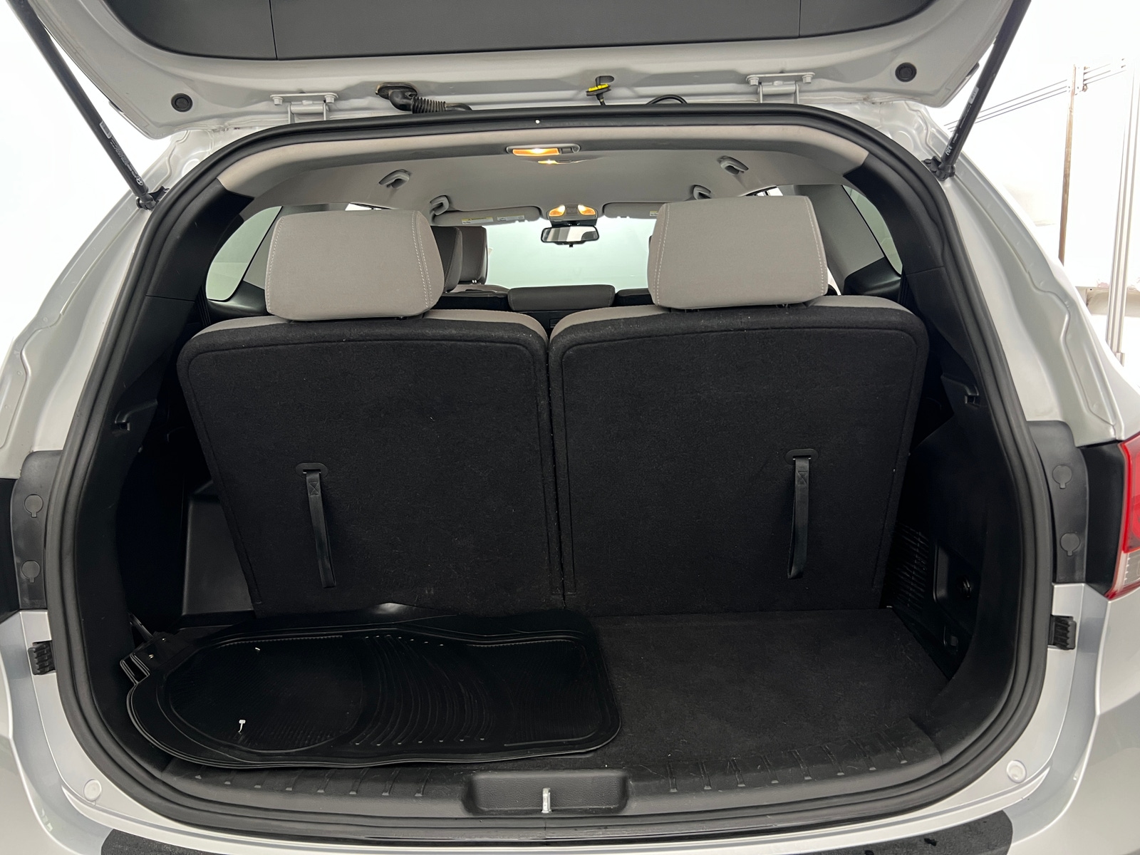 Thumbnail: 2018 Hyundai Santa Fe - 7