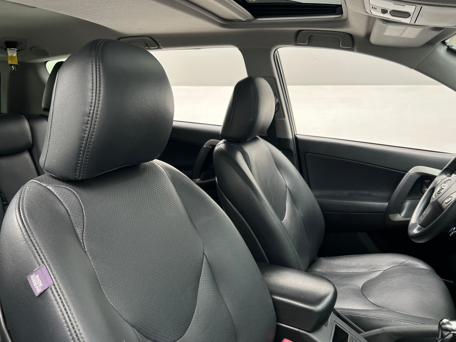 Thumbnail: 2012 Toyota RAV4 - 2