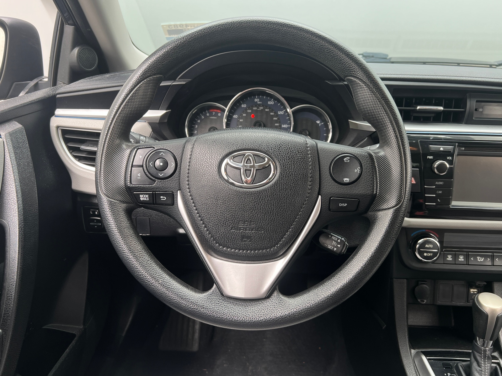 Thumbnail: 2015 Toyota Corolla - 5