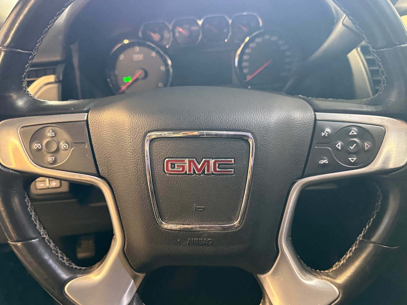 Thumbnail: 2019 GMC Yukon - 5