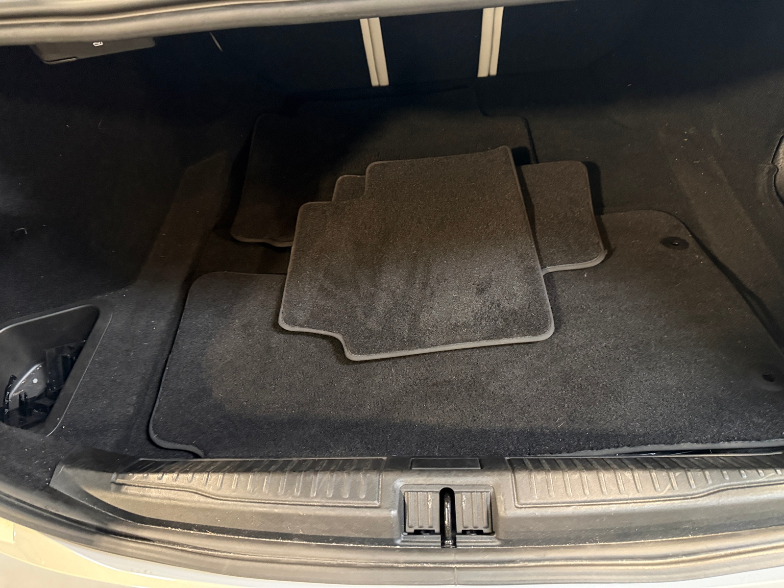 Thumbnail: 2021 Alfa Romeo Giulia - 6