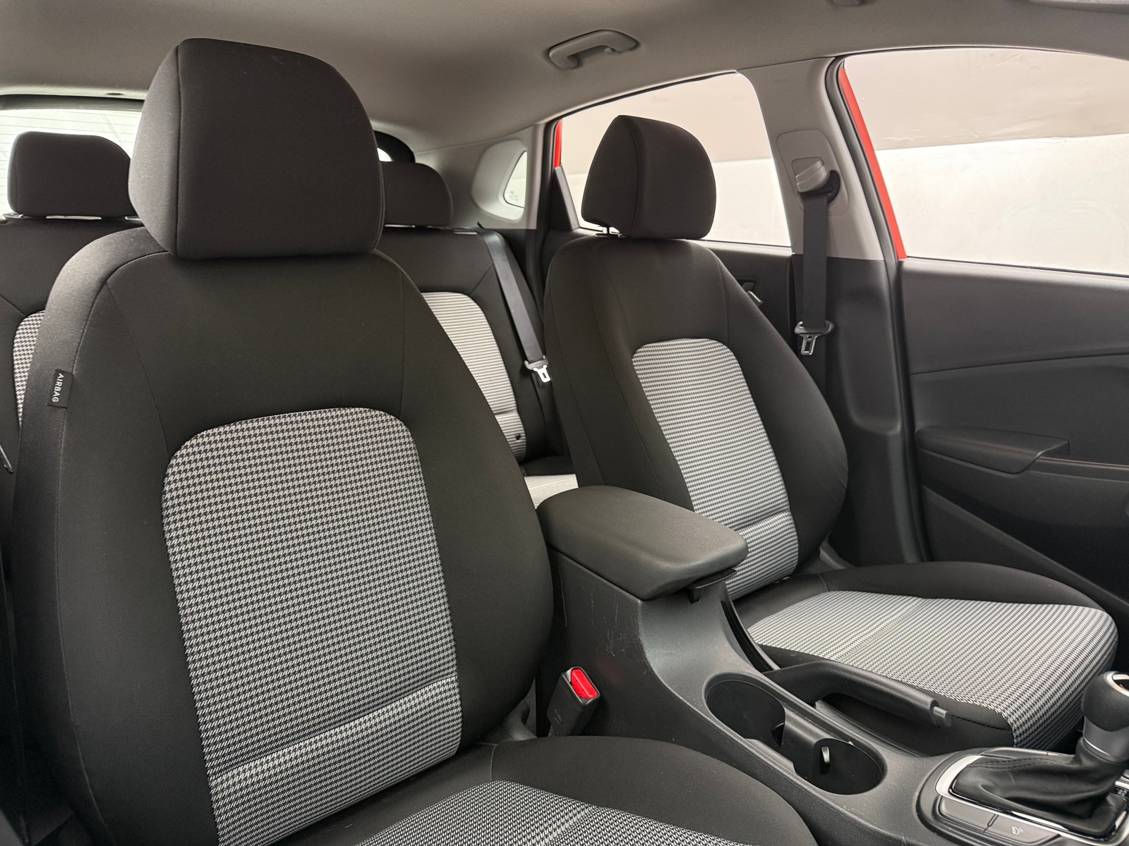 Thumbnail: 2020 Hyundai Kona - 2