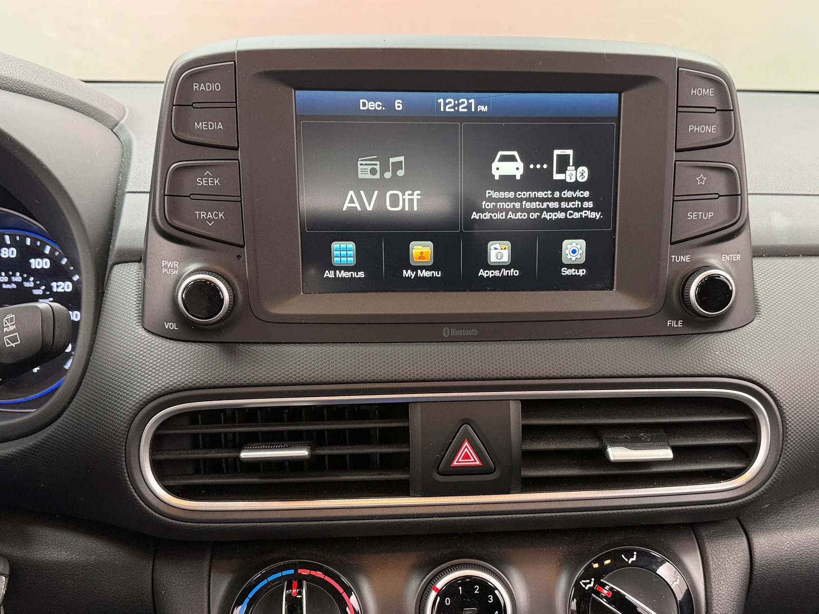 Thumbnail: 2020 Hyundai Kona - 4