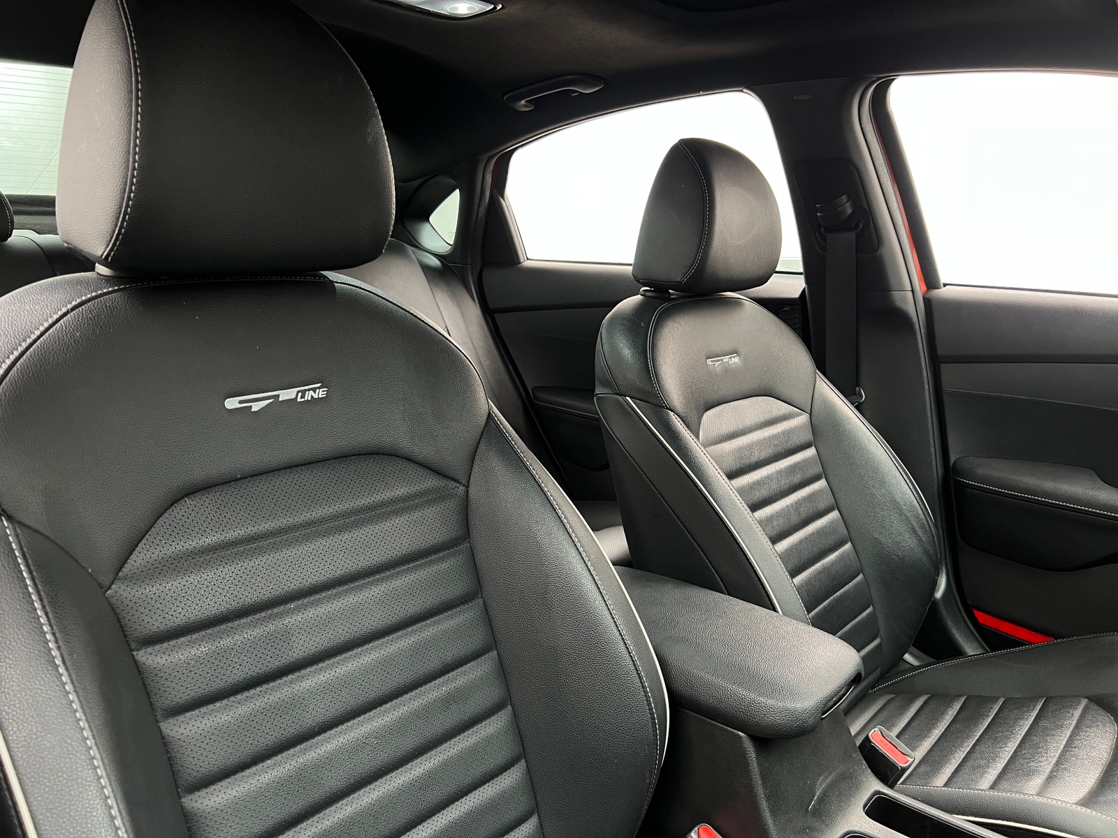 Thumbnail: 2022 Kia Forte - 2