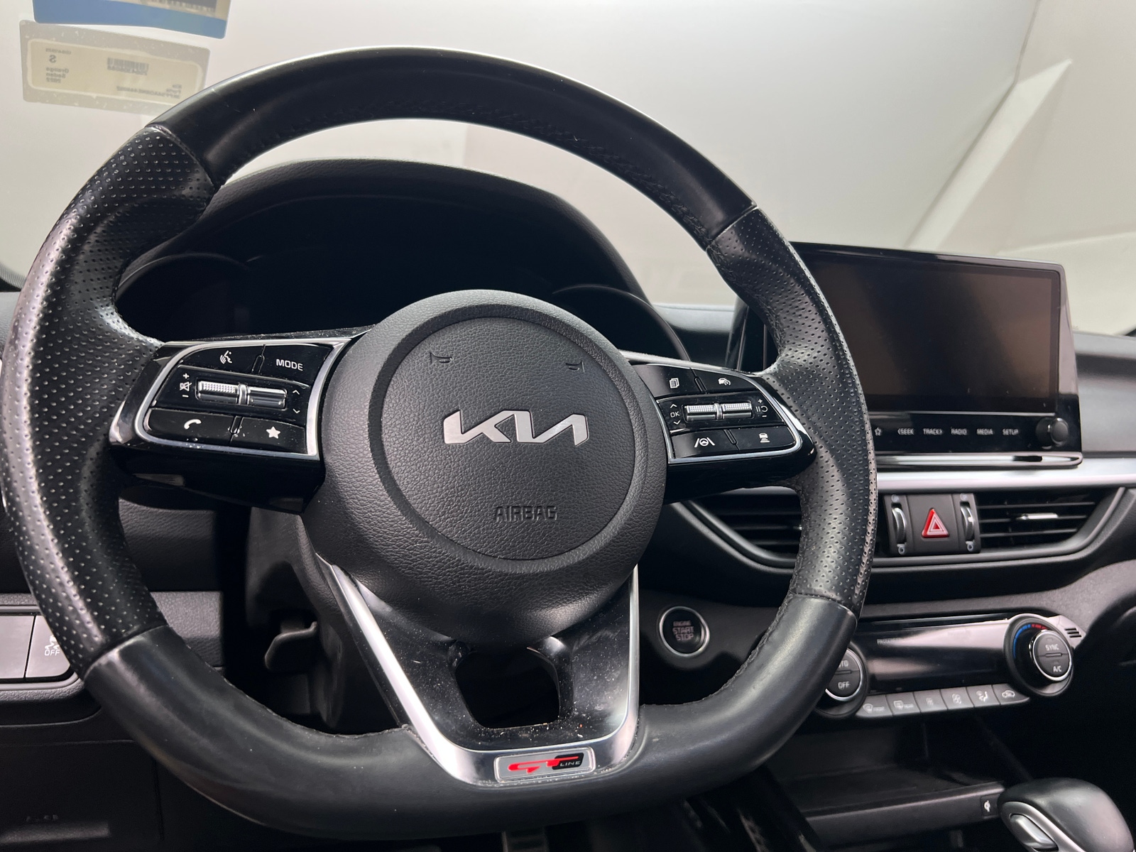 Thumbnail: 2022 Kia Forte - 5