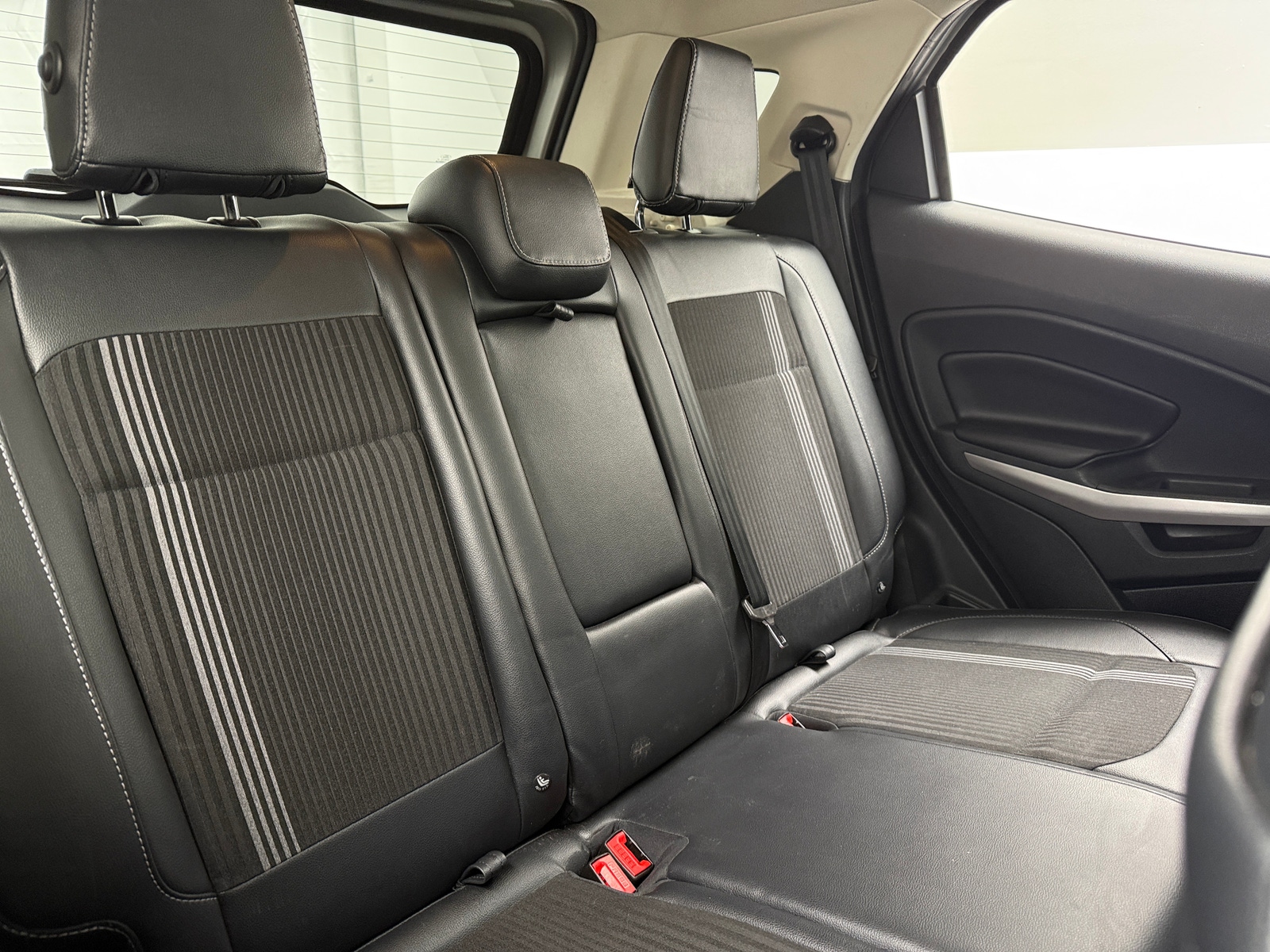 Thumbnail: 2019 Ford EcoSport - 5