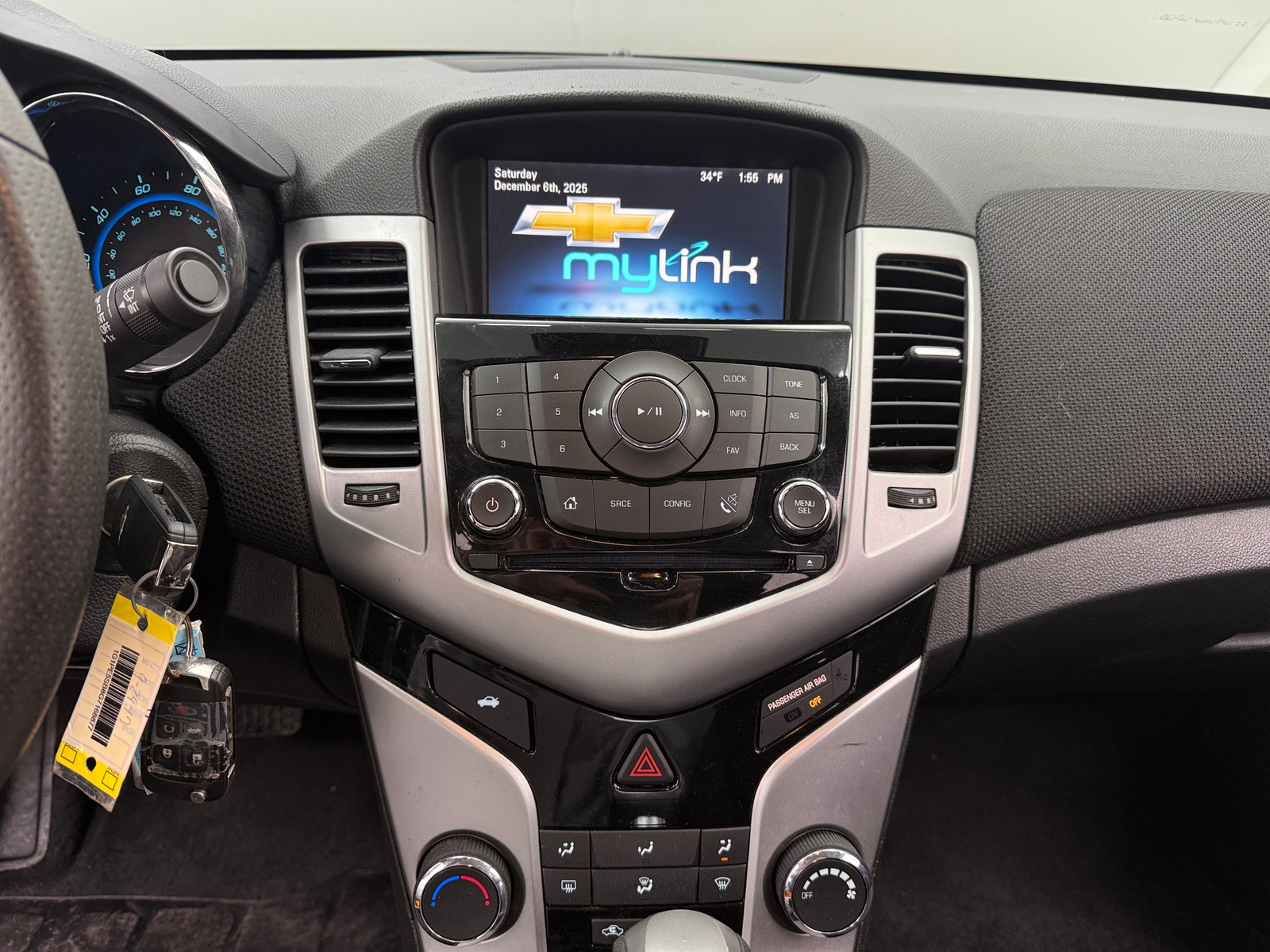 Thumbnail: 2016 Chevrolet Cruze - 4