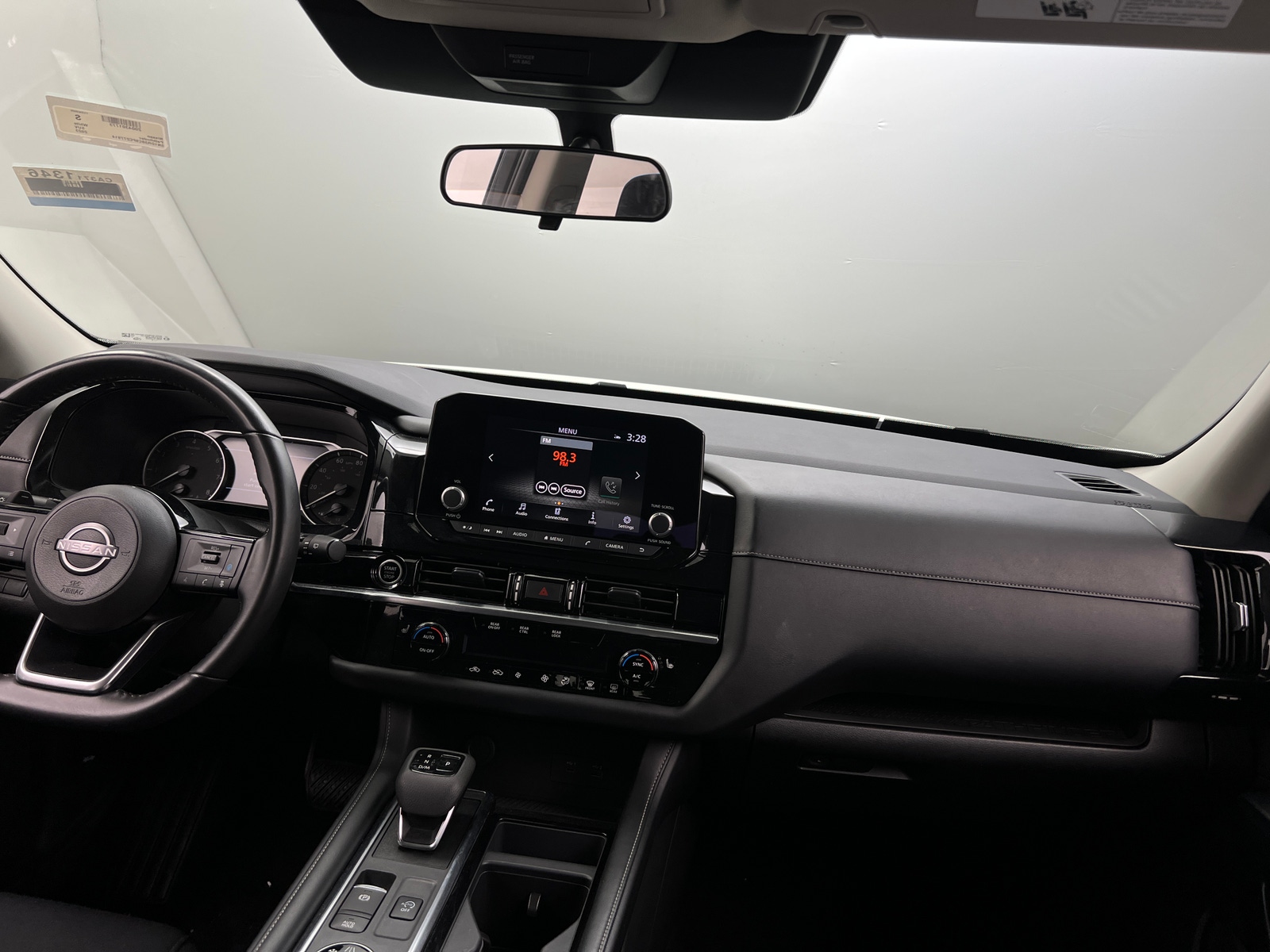 Thumbnail: 2023 Nissan Pathfinder - 3