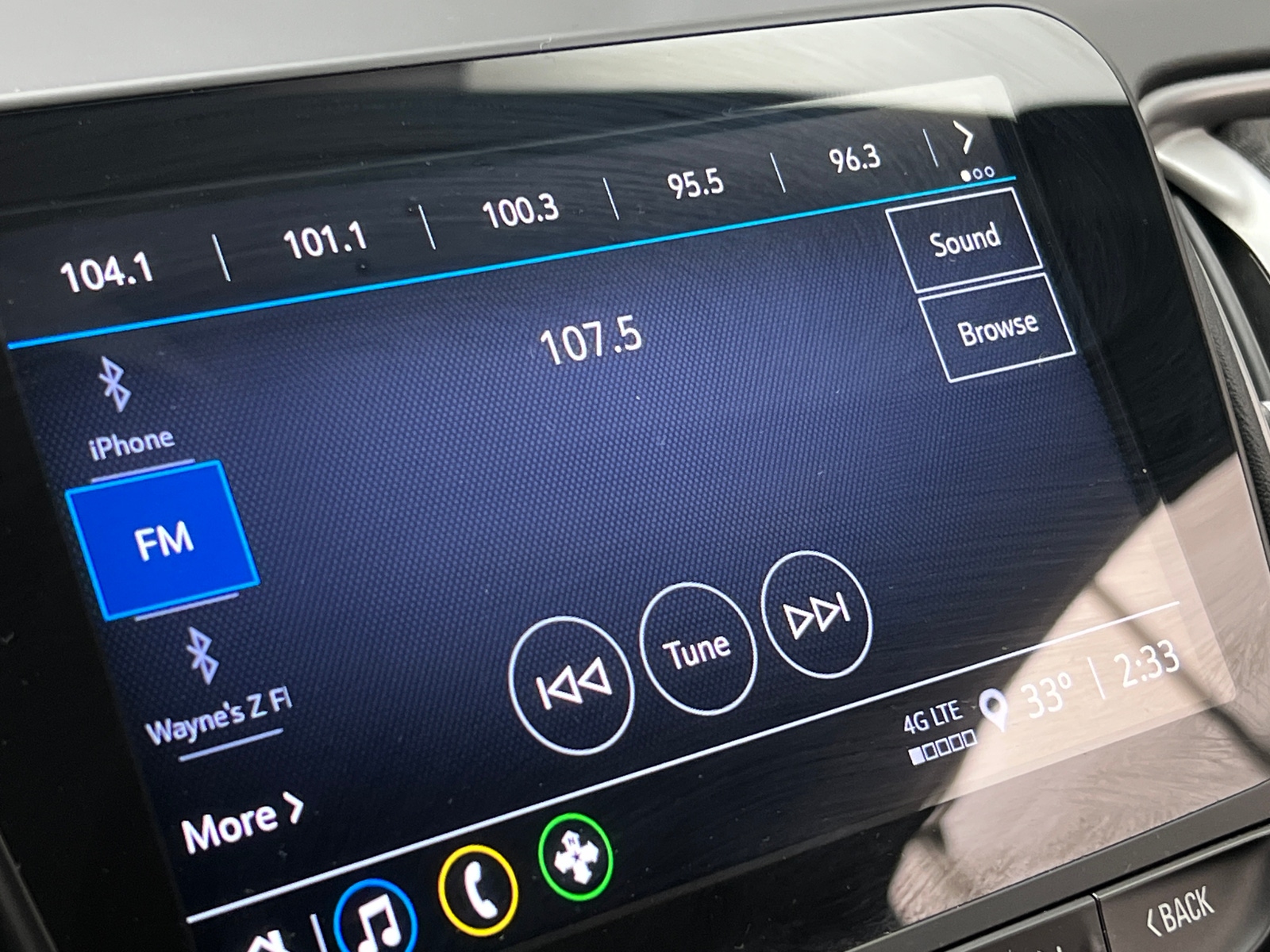 Thumbnail: 2022 Chevrolet Malibu - 4