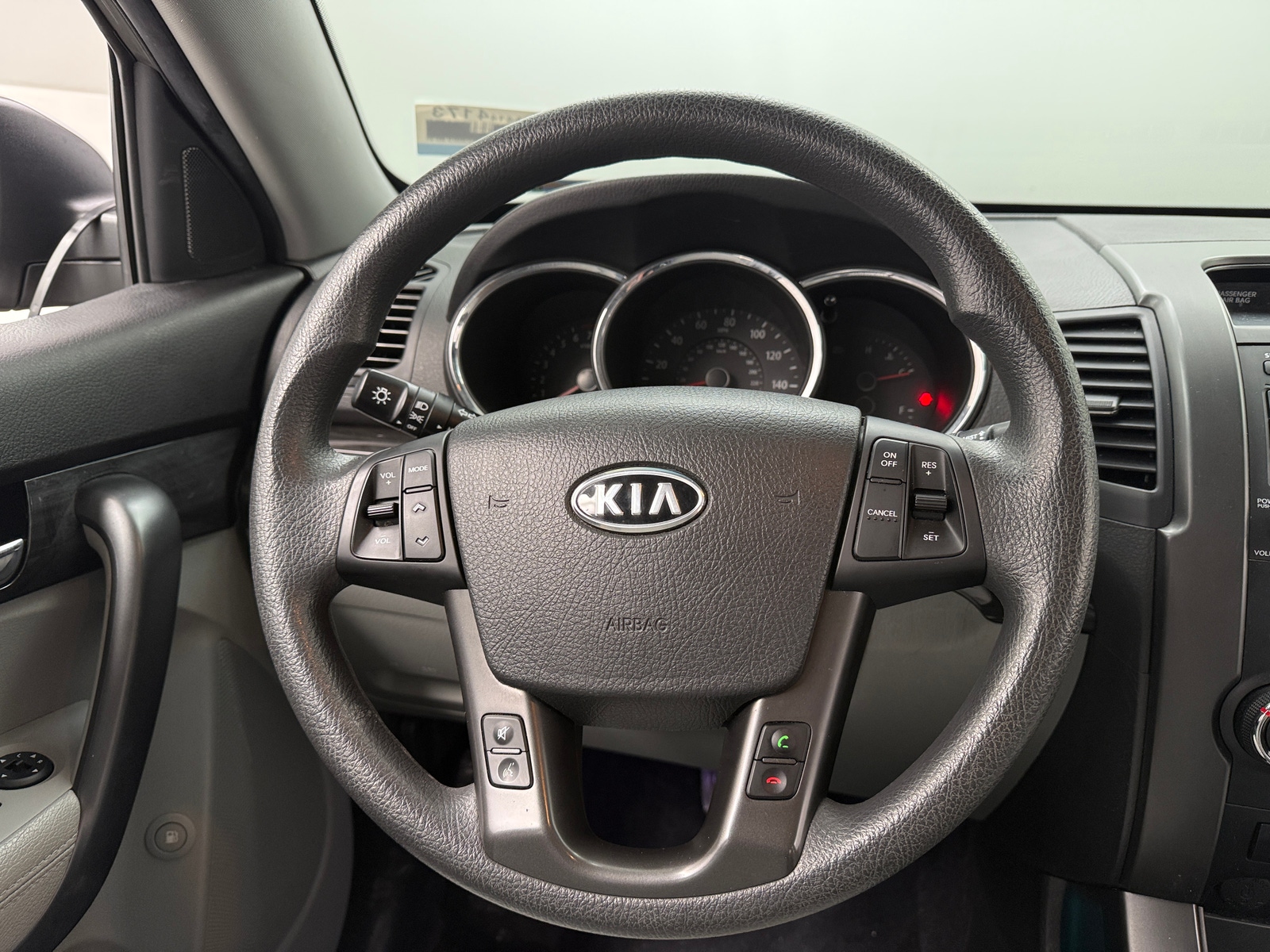 Thumbnail: 2013 Kia Sorento - 5