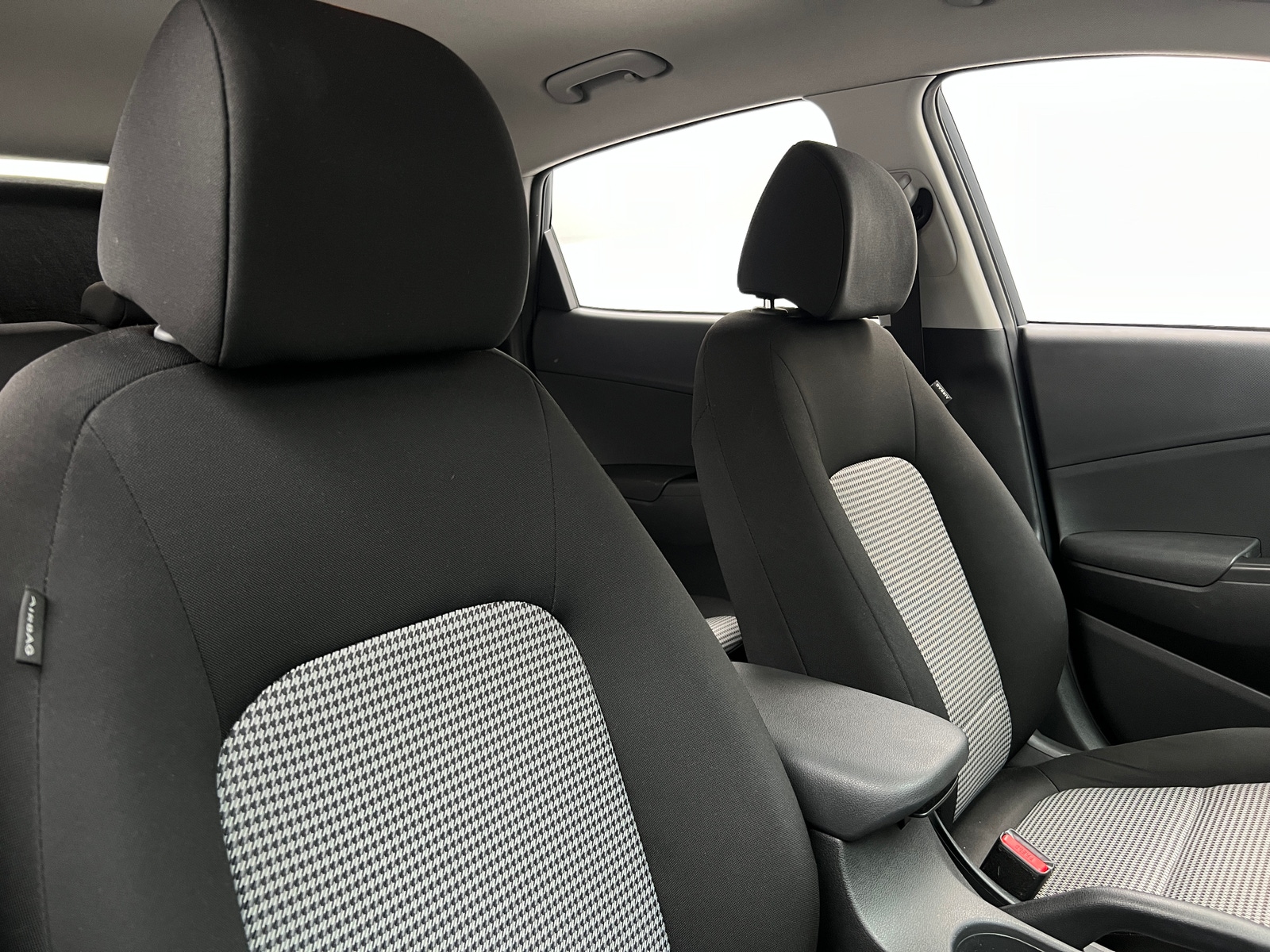 Thumbnail: 2019 Hyundai Kona - 2