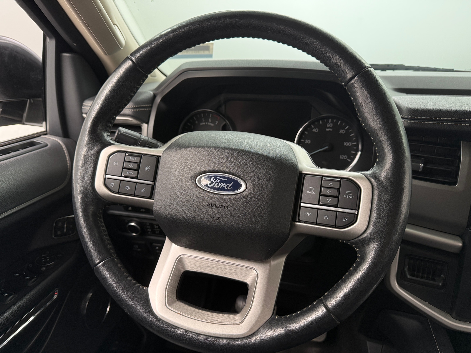 Thumbnail: 2023 Ford Expedition MAX - 5