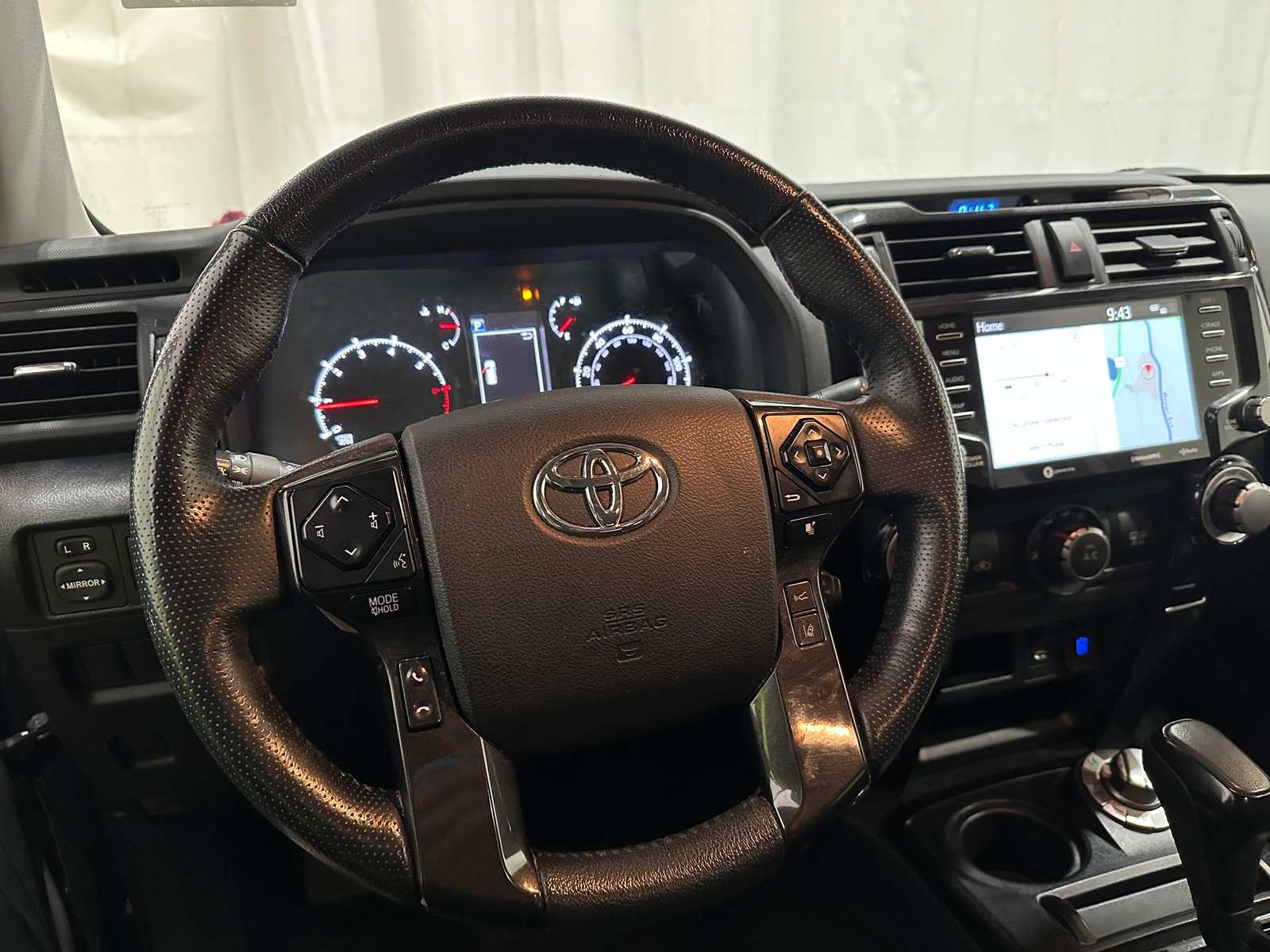 Thumbnail: 2023 Toyota 4Runner - 4