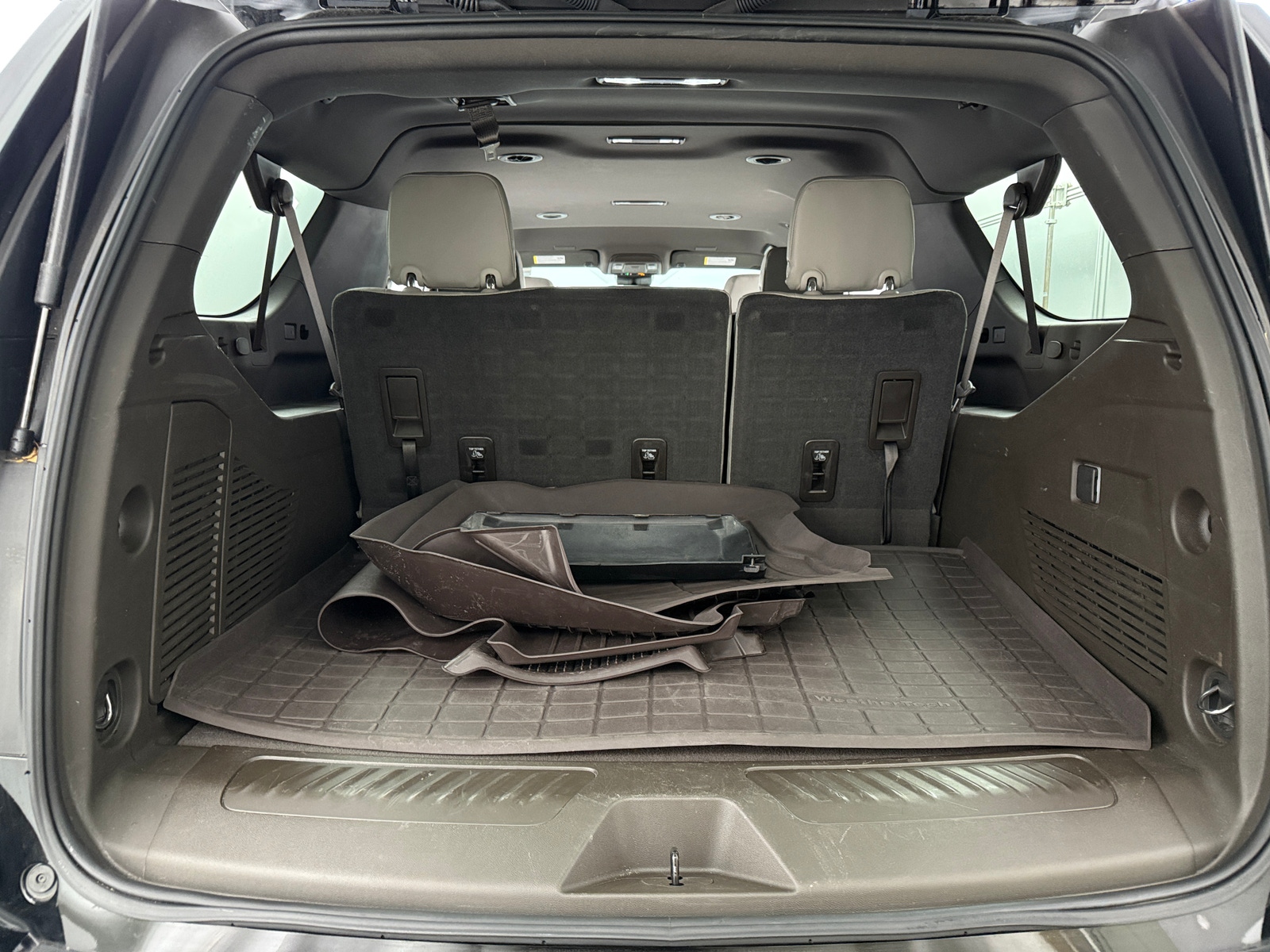 Thumbnail: 2025 Chevrolet Suburban - 7