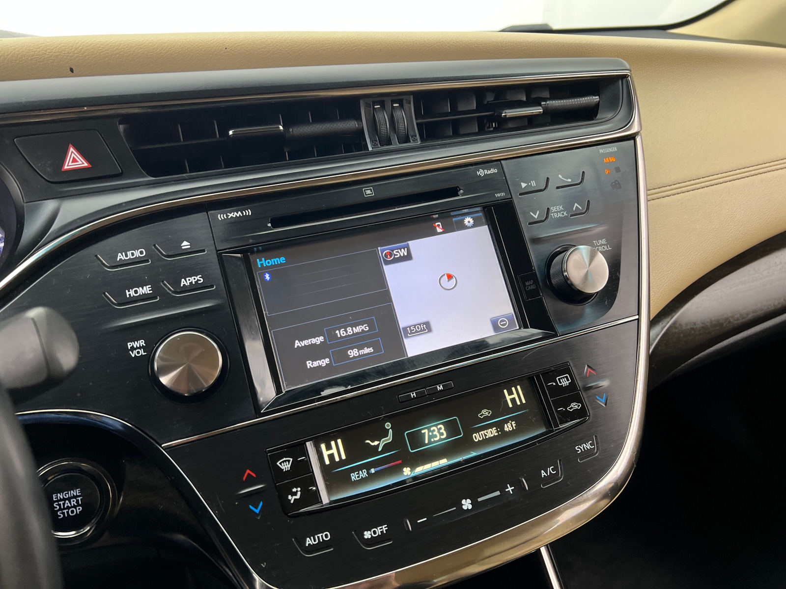 Thumbnail: 2016 Toyota Avalon - 3