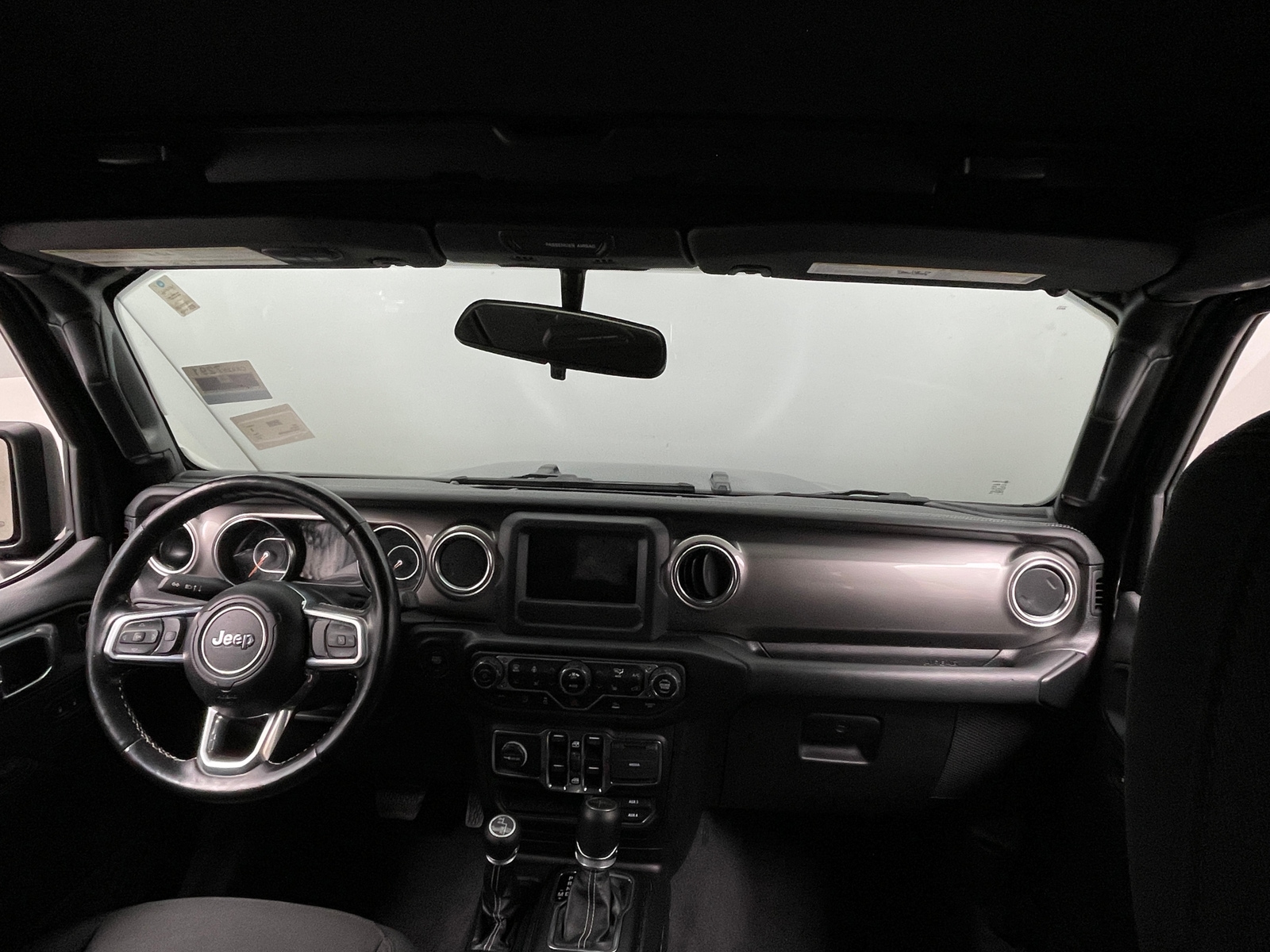 Thumbnail: 2021 Jeep Gladiator - 3