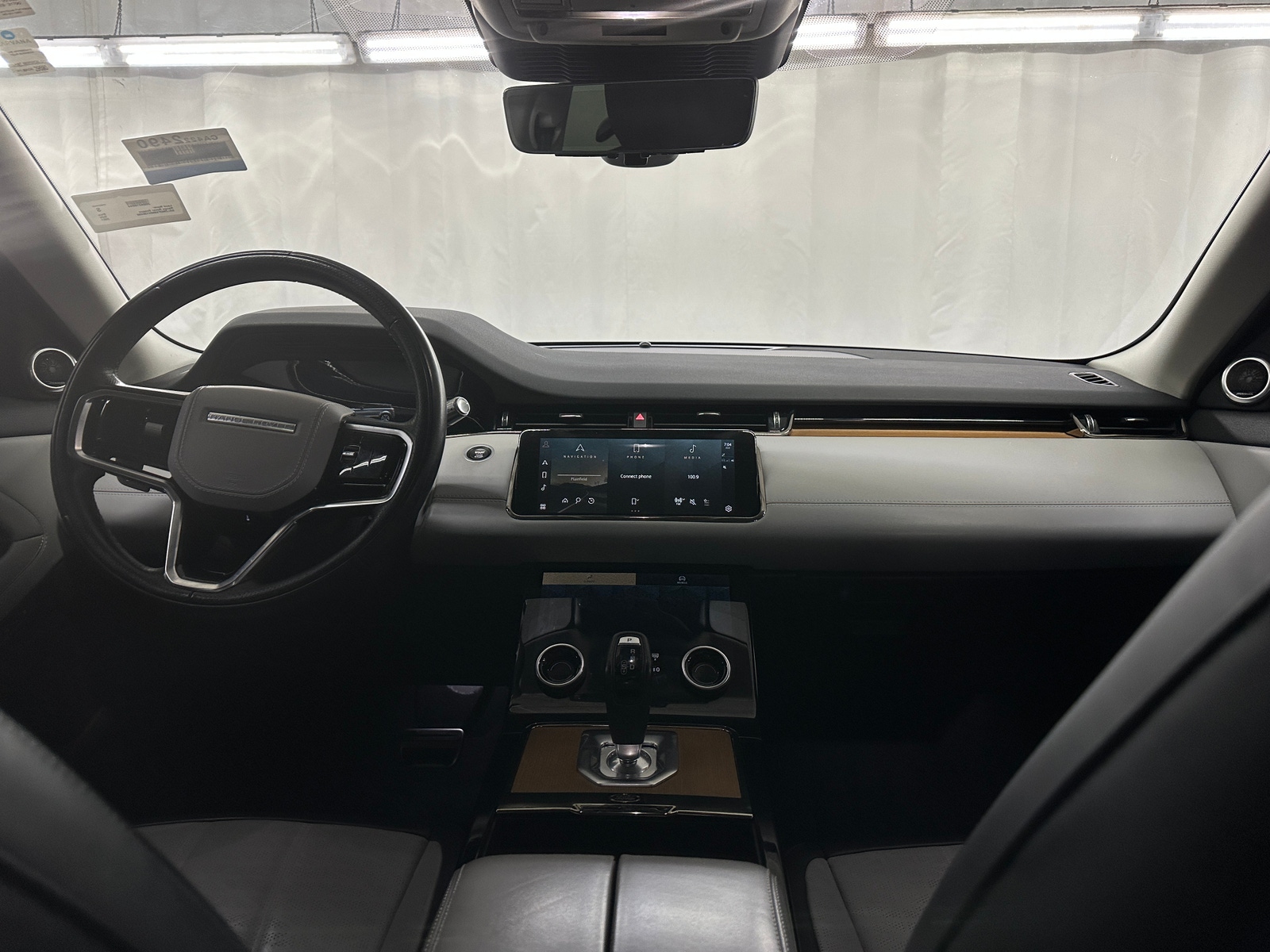 Thumbnail: 2021 Land Rover Range Rover Evoque - 2