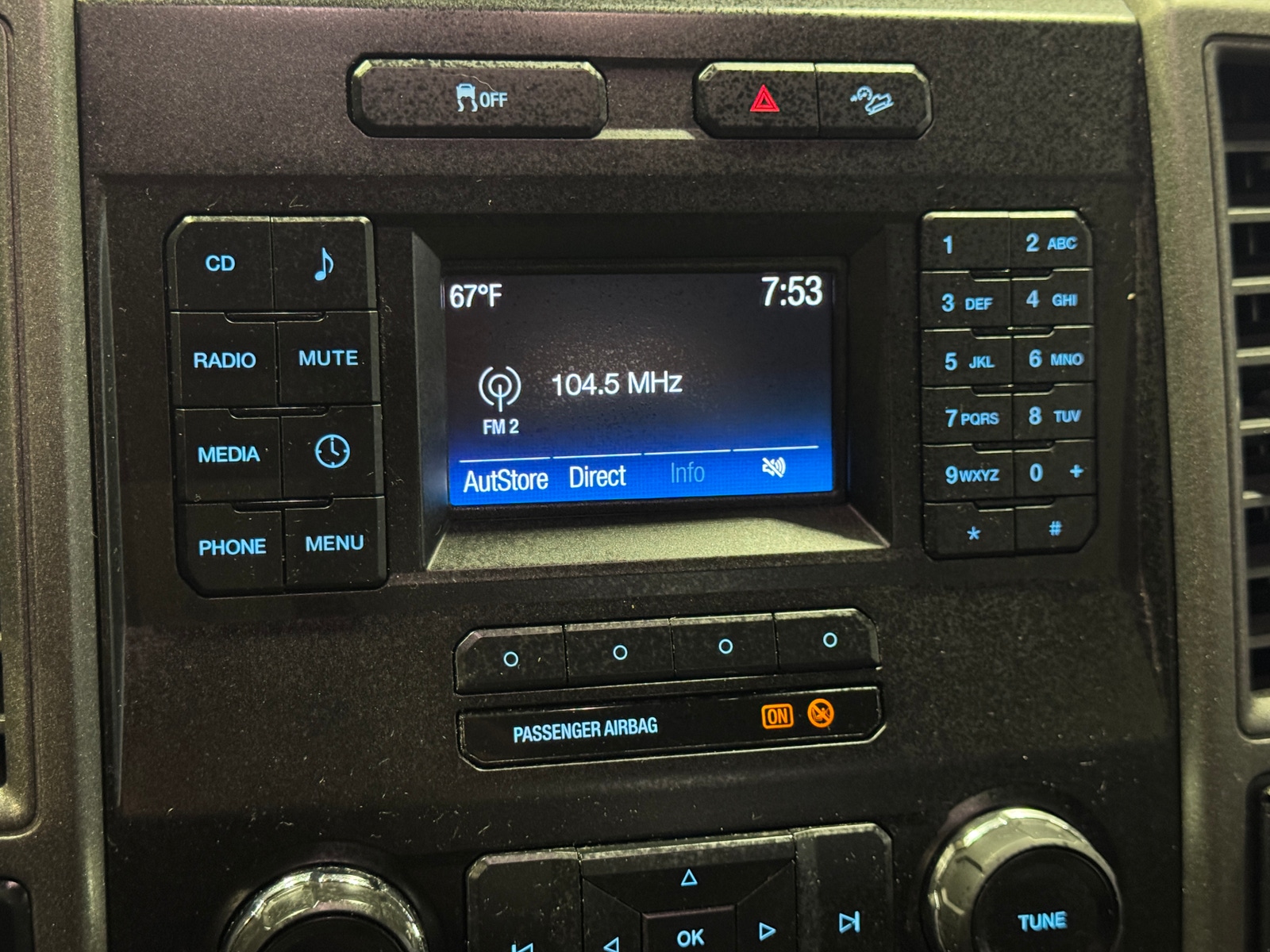 Thumbnail: 2018 Ford Econoline - 4