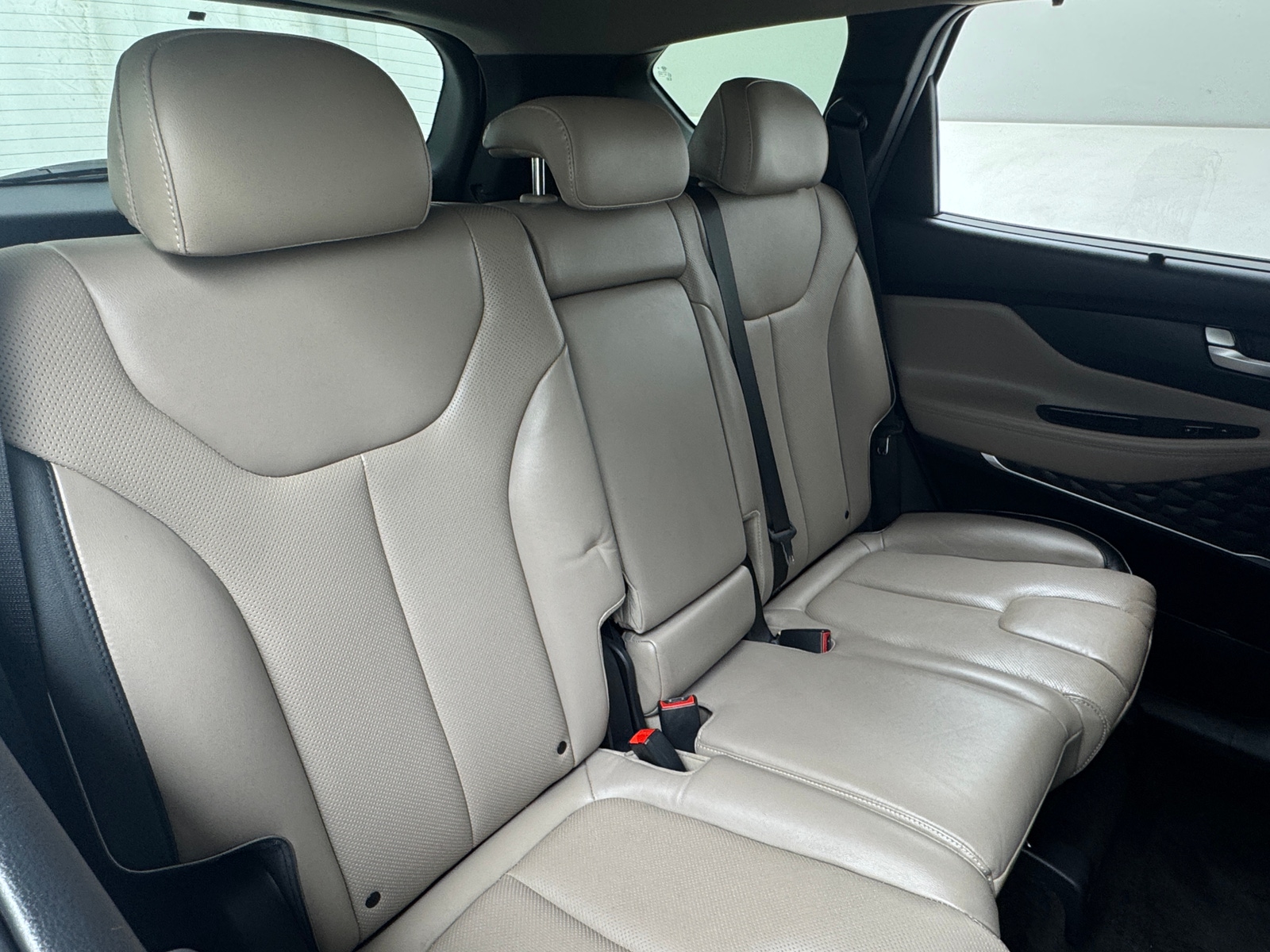 Thumbnail: 2022 Hyundai Santa Fe - 5