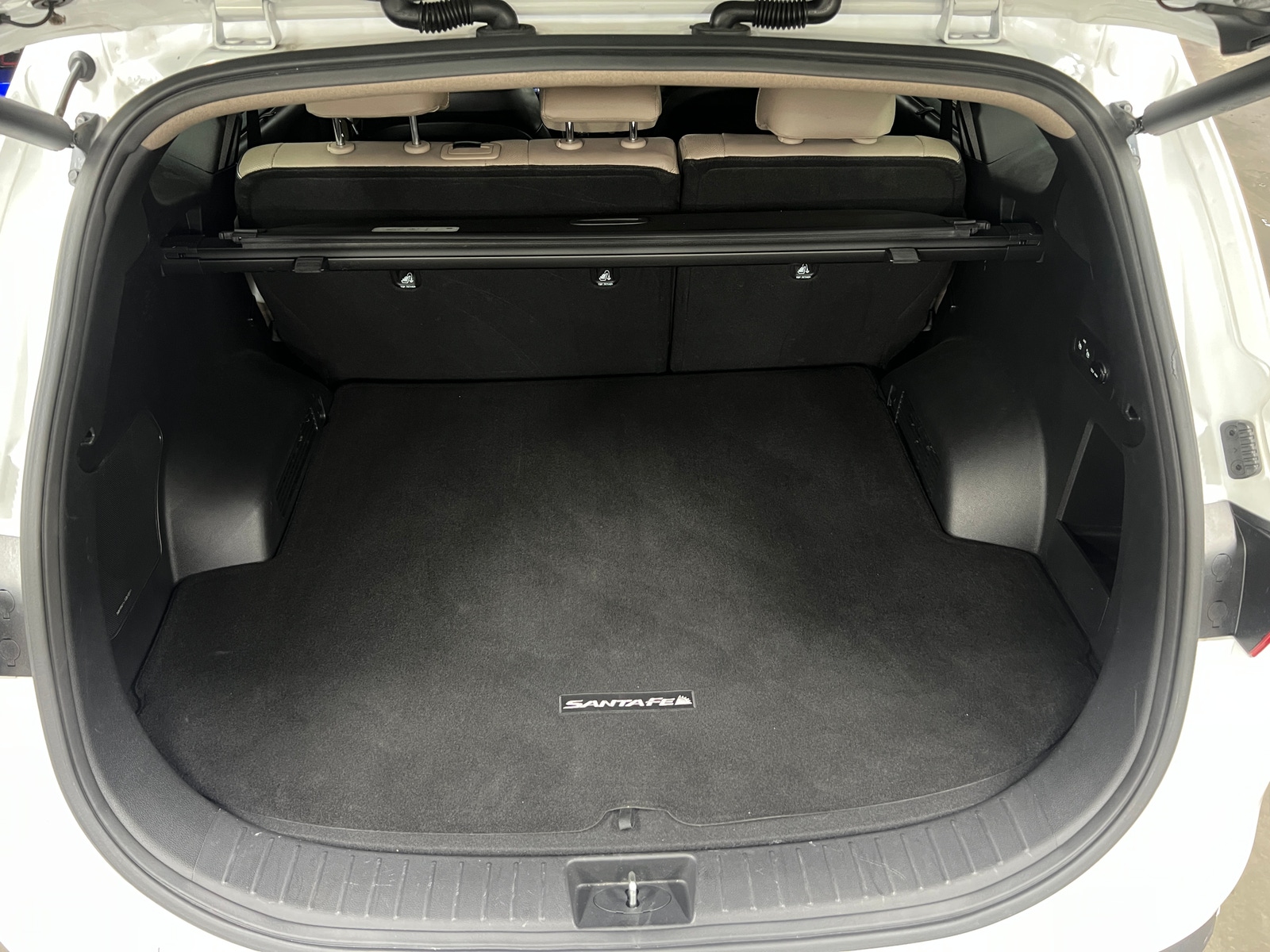 Thumbnail: 2022 Hyundai Santa Fe - 6