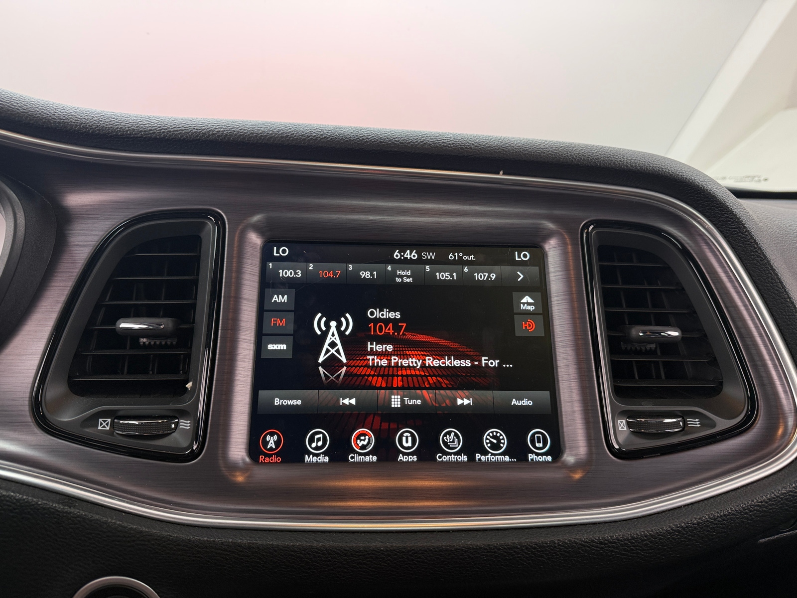 Thumbnail: 2017 Dodge Challenger - 2