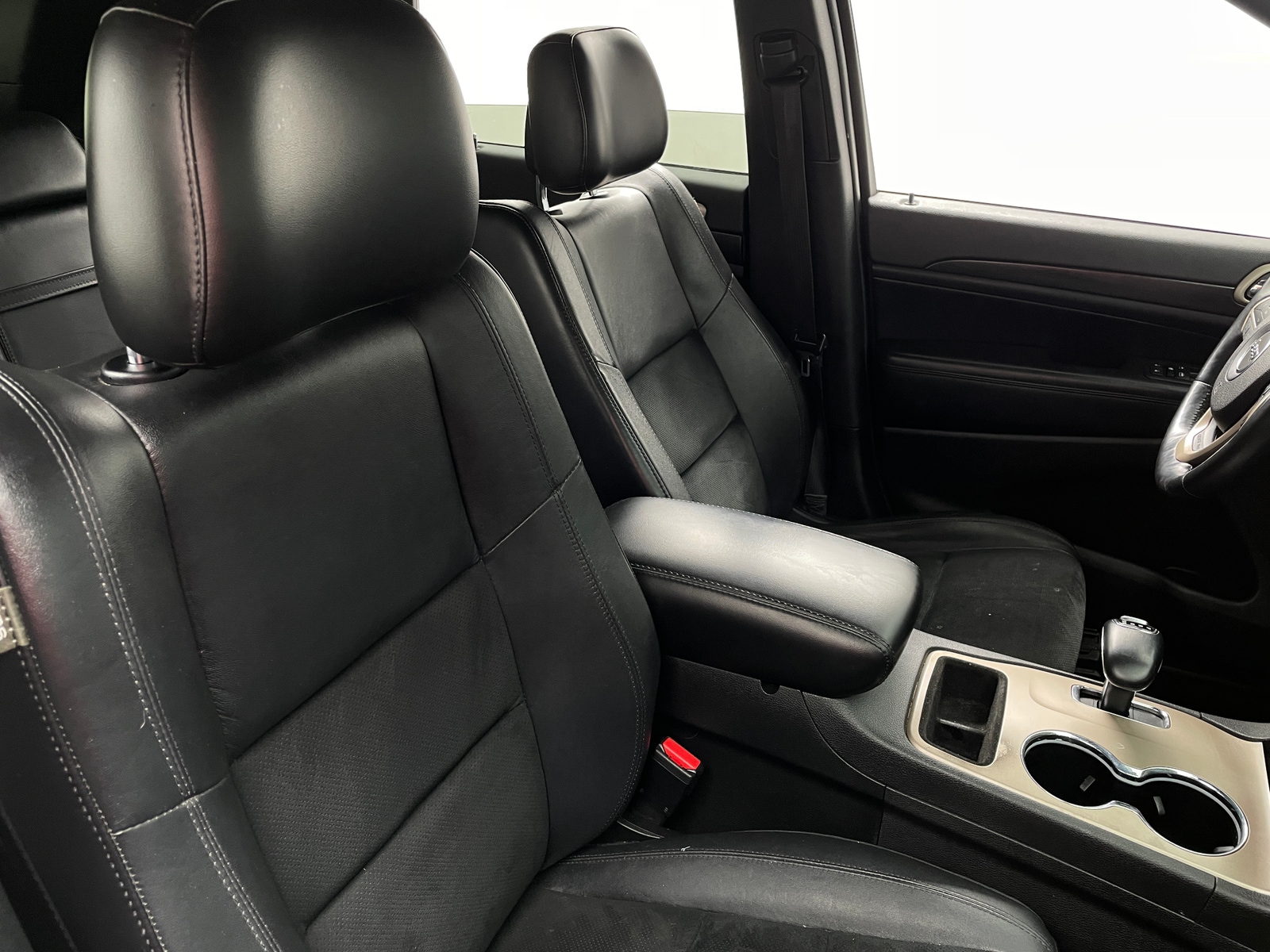 Thumbnail: 2014 Jeep Grand Cherokee - 2