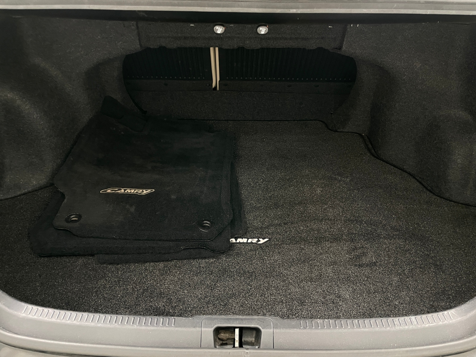 Thumbnail: 2012 Toyota Camry - 7