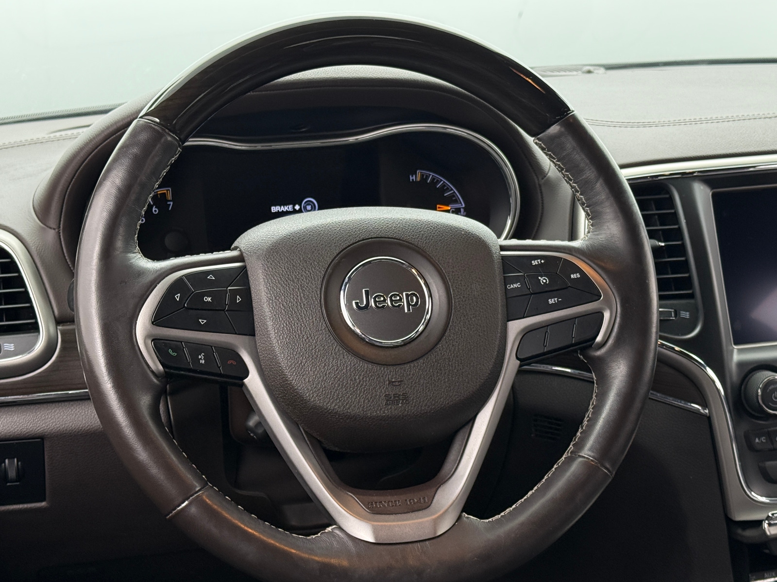 Thumbnail: 2018 Jeep Grand Cherokee - 4