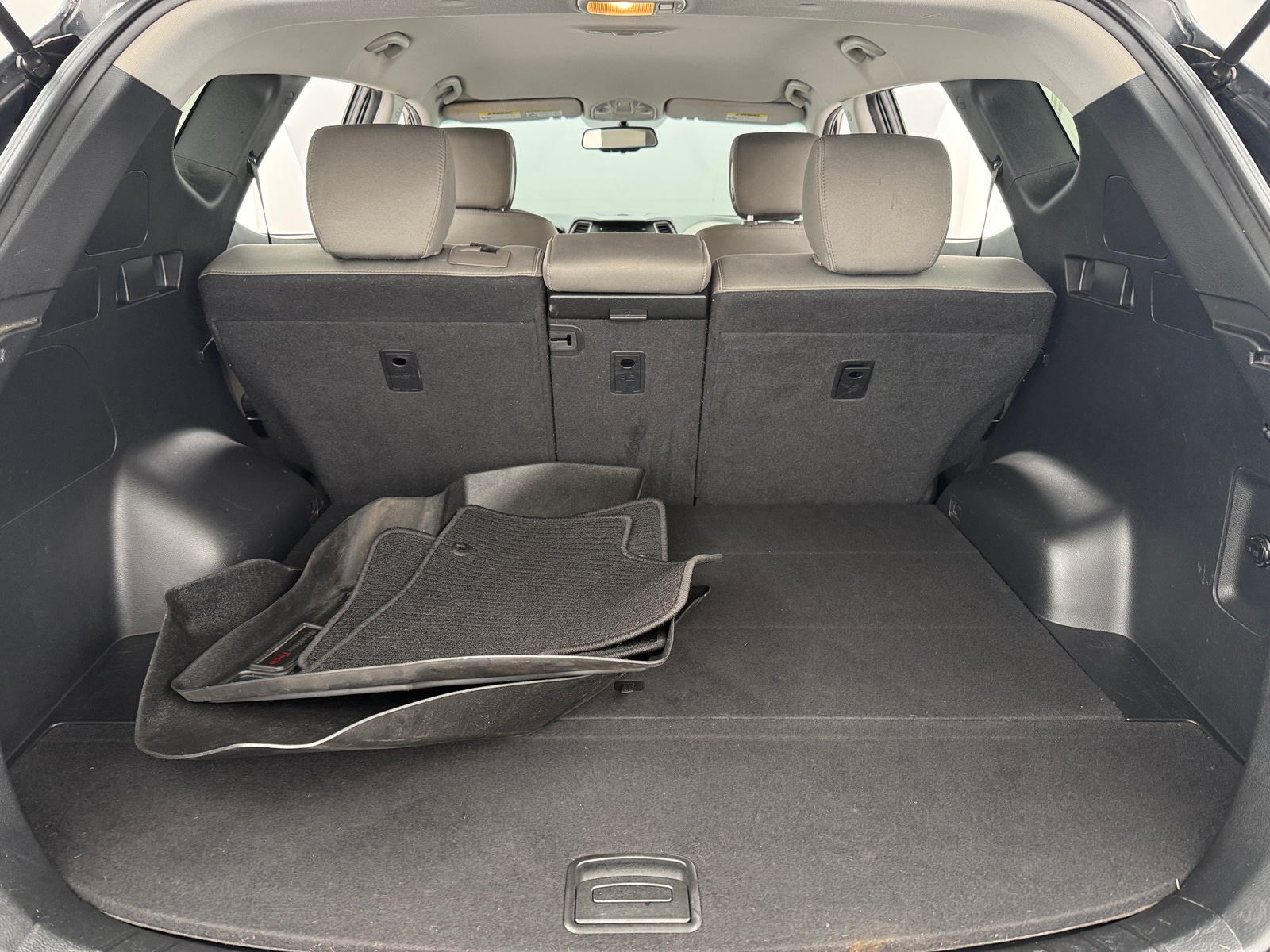 Thumbnail: 2017 Hyundai Santa Fe - 7