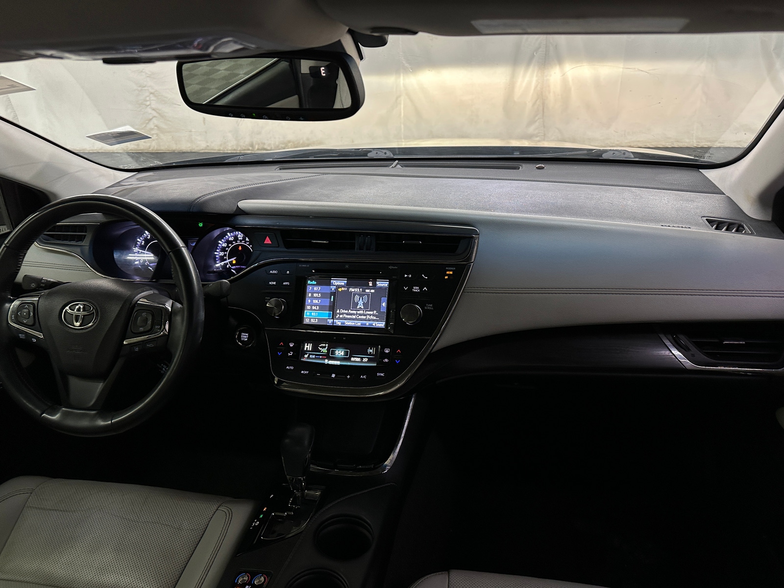 Thumbnail: 2016 Toyota Avalon - 2